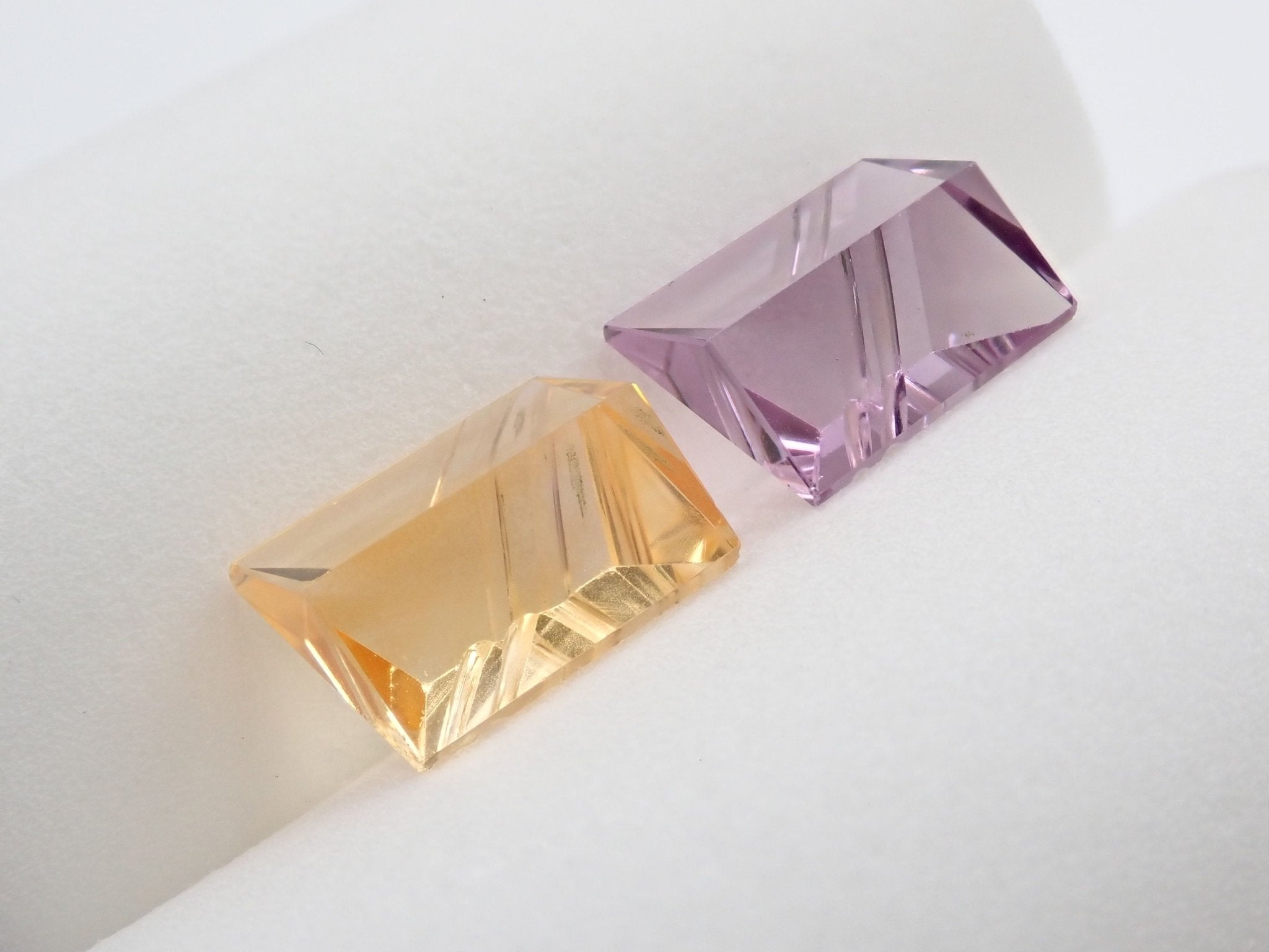 アメジスト 3.98ct・シトリン 4.08ctルース - KARATZ STORE｜カラッツSTORE