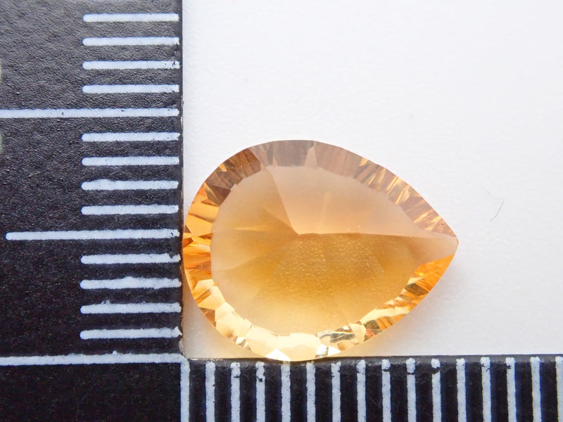 黃水晶 2.783 克拉裸石（凹面切割）