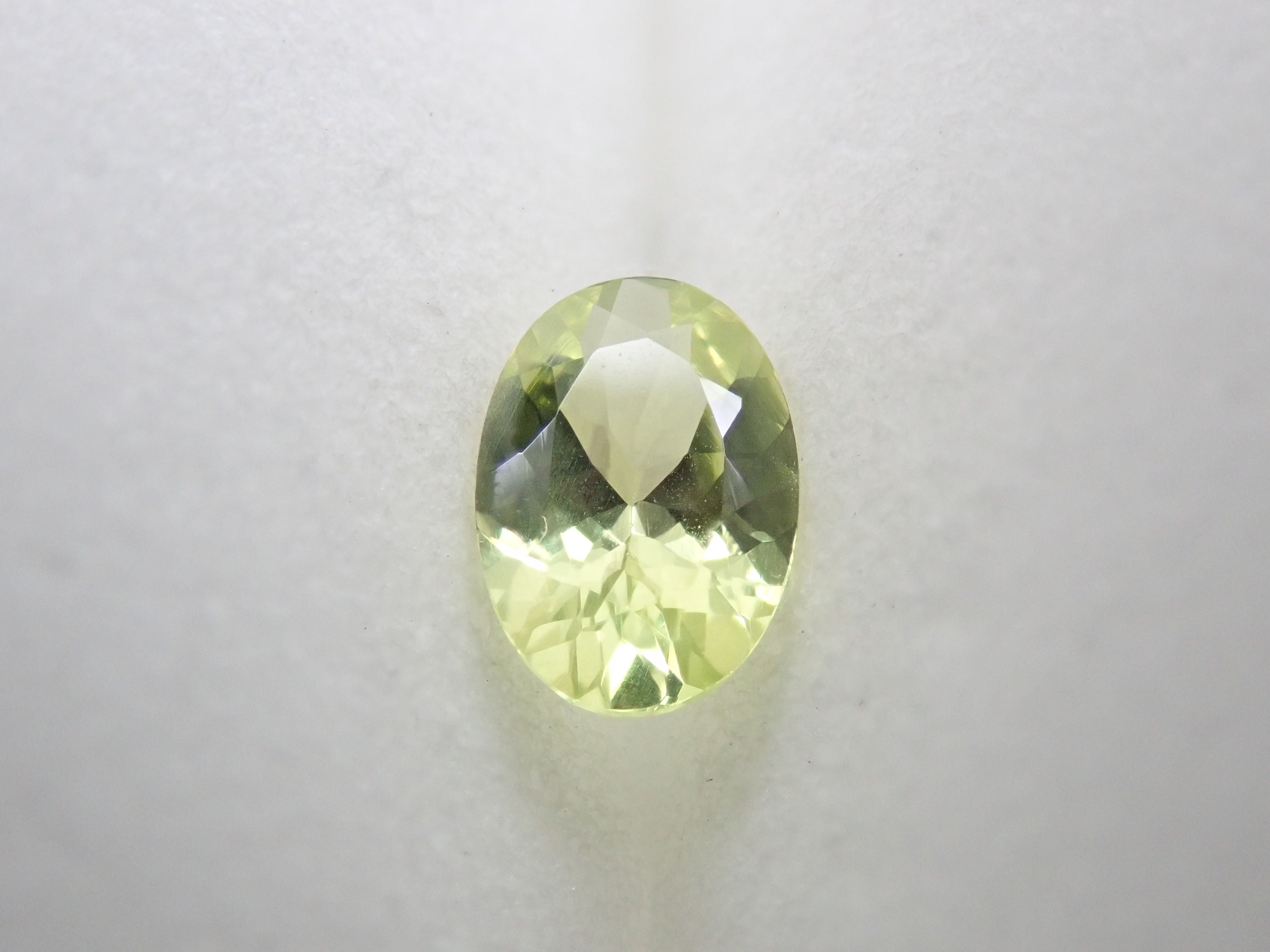 Parrot chrysoberyl 0.482ct loose