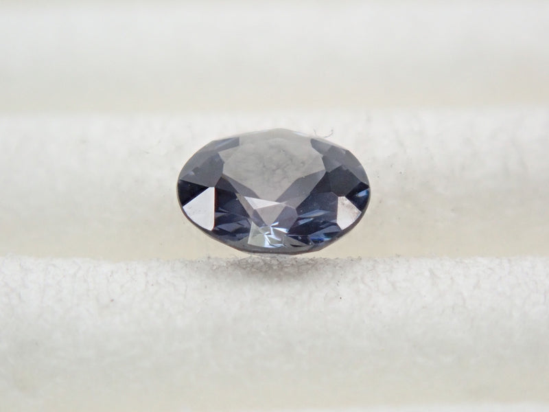 尖晶石 0.179 克拉裸石（灰色）