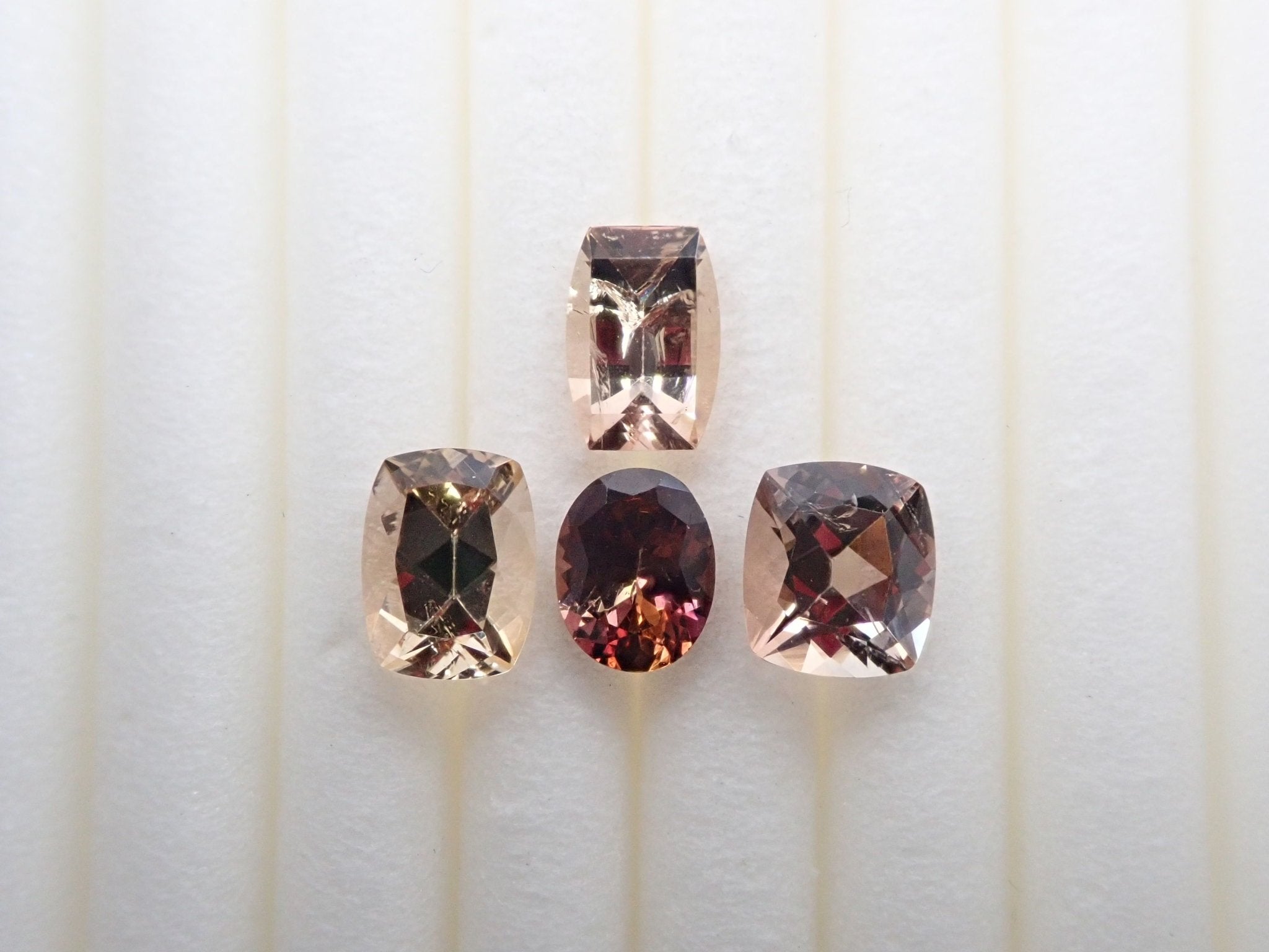 アキシナイト4石セット 1.344ct - KARATZ STORE｜カラッツSTORE