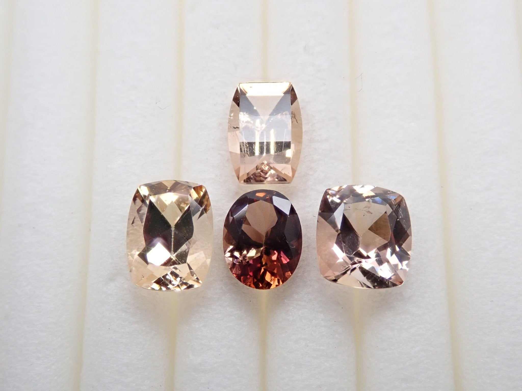 アキシナイト4石セット 1.344ct - KARATZ STORE｜カラッツSTORE