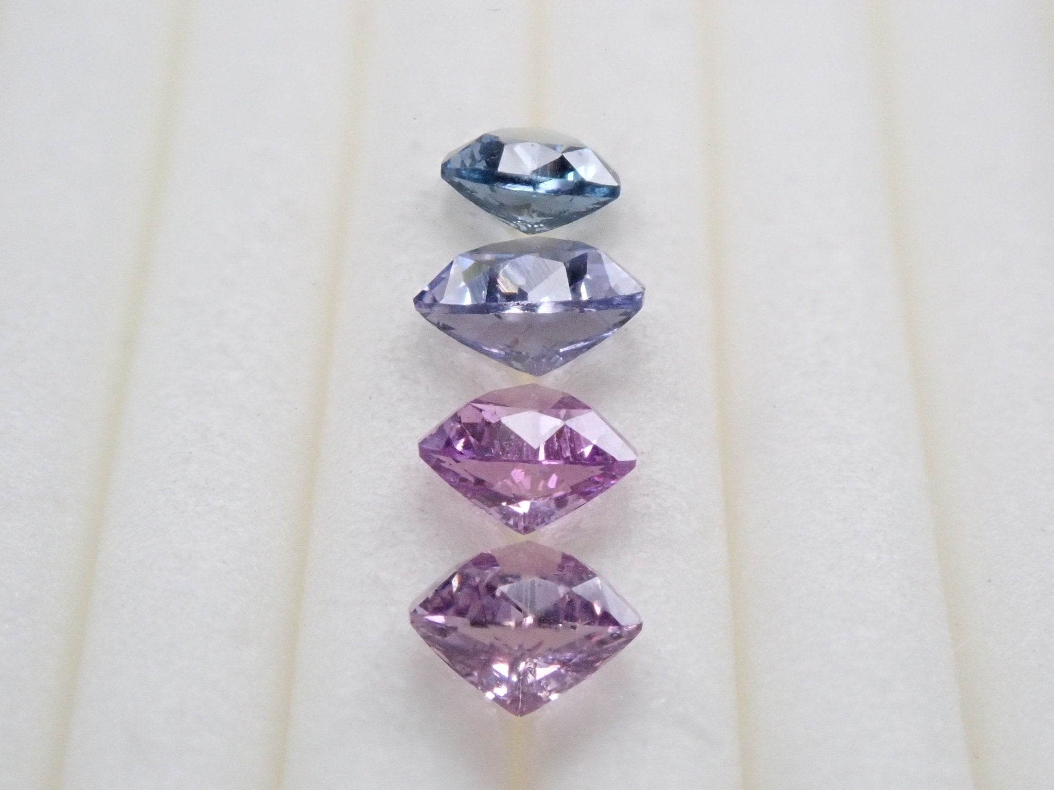 スピネル4石セット1.228ct - KARATZ STORE｜カラッツSTORE