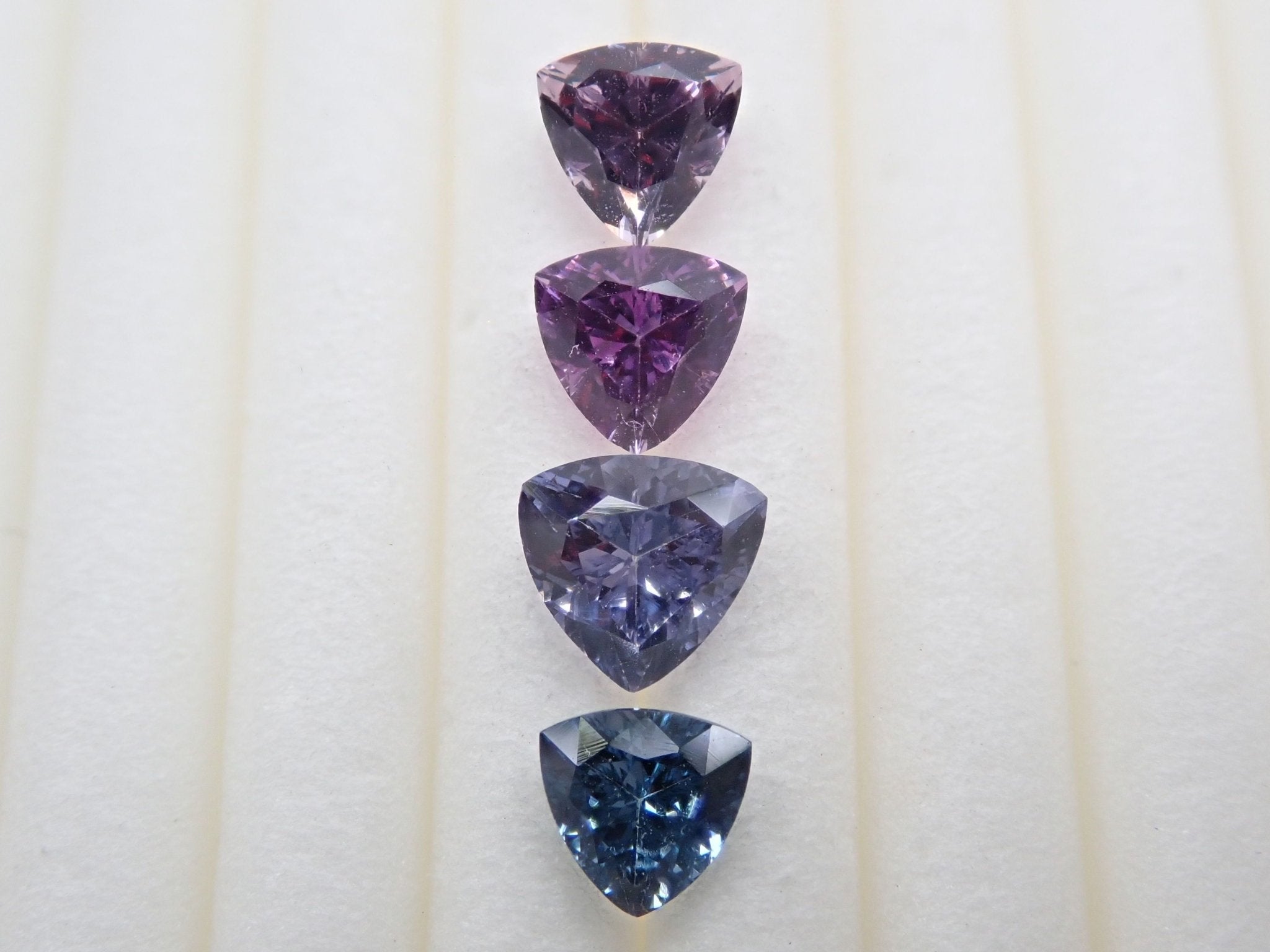 スピネル4石セット1.228ct - KARATZ STORE｜カラッツSTORE