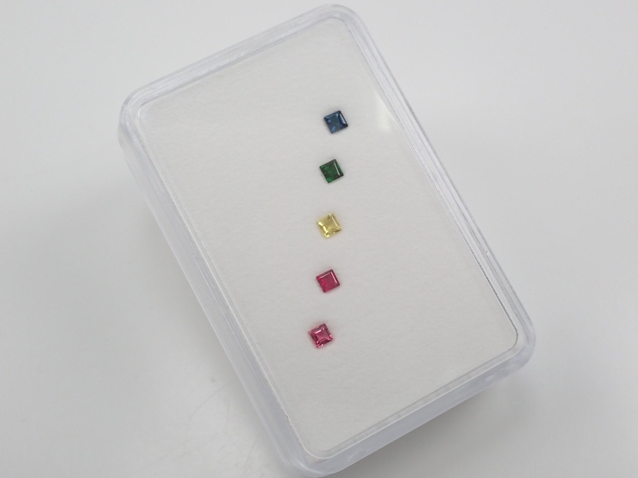 トルマリン5石セット 0.490ct - KARATZ STORE｜カラッツSTORE