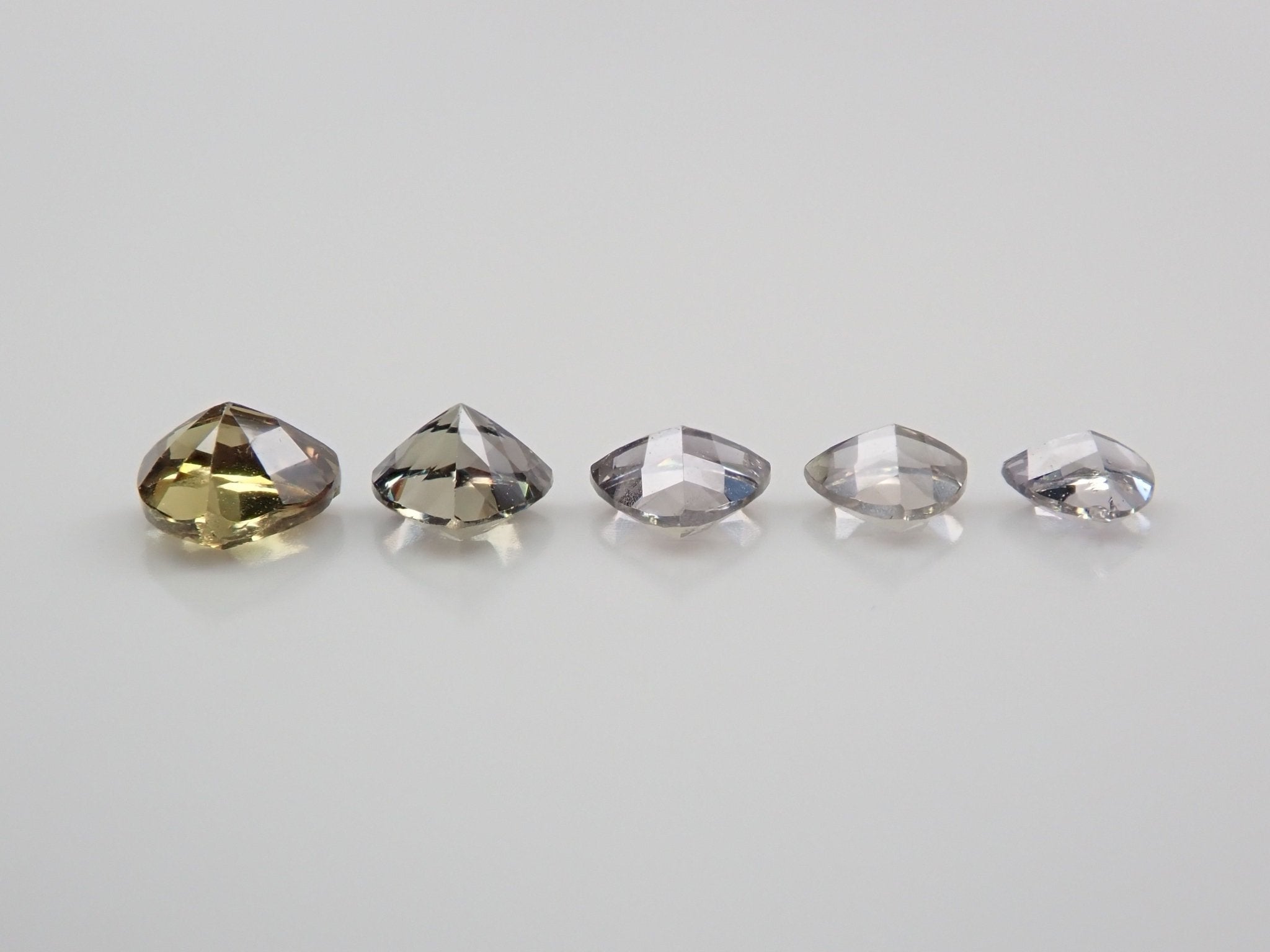 サファイア5石セット 1.496ct（トリリアントカット） - KARATZ STORE｜カラッツSTORE