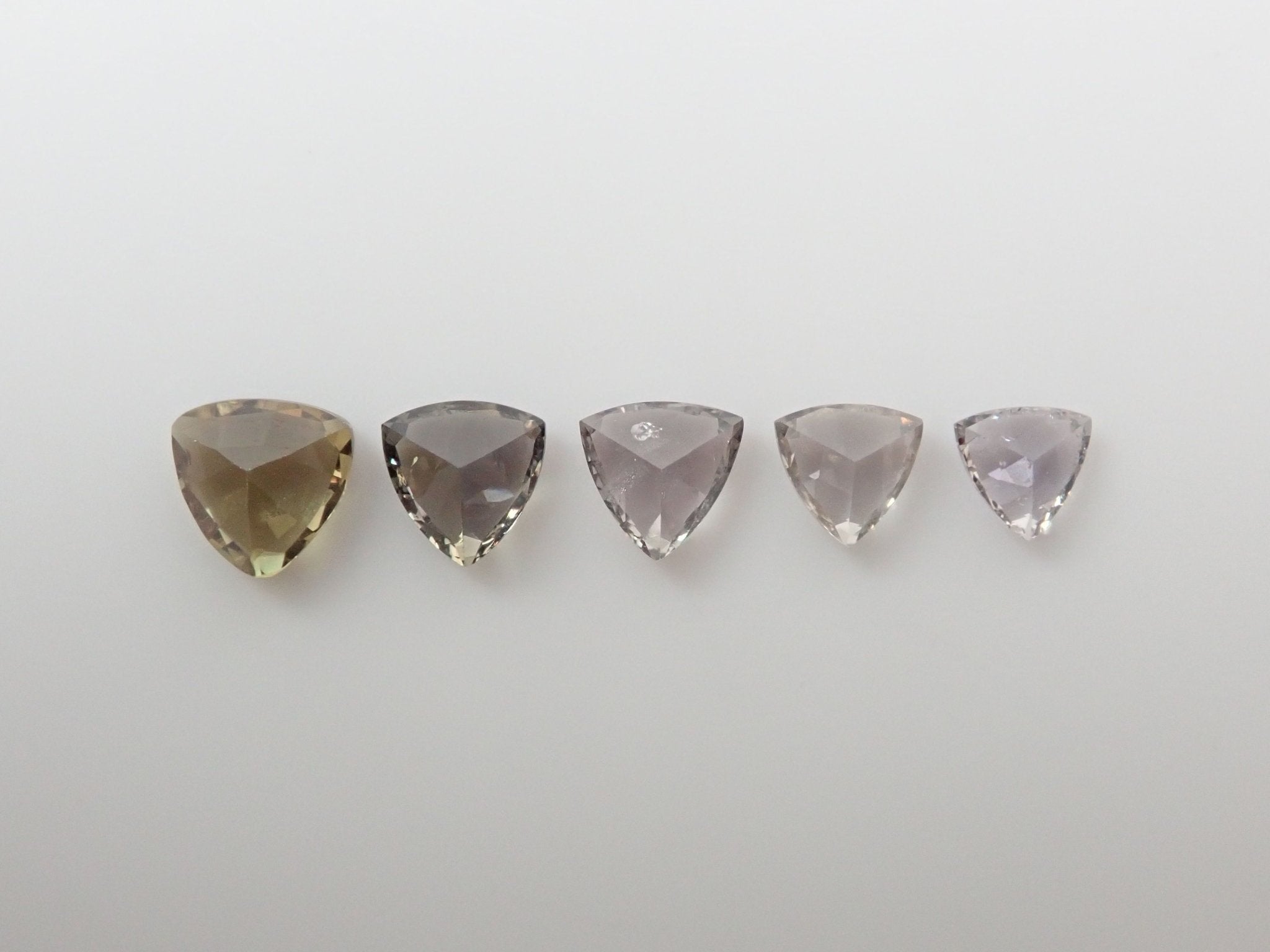 サファイア5石セット 1.496ct（トリリアントカット） - KARATZ STORE｜カラッツSTORE