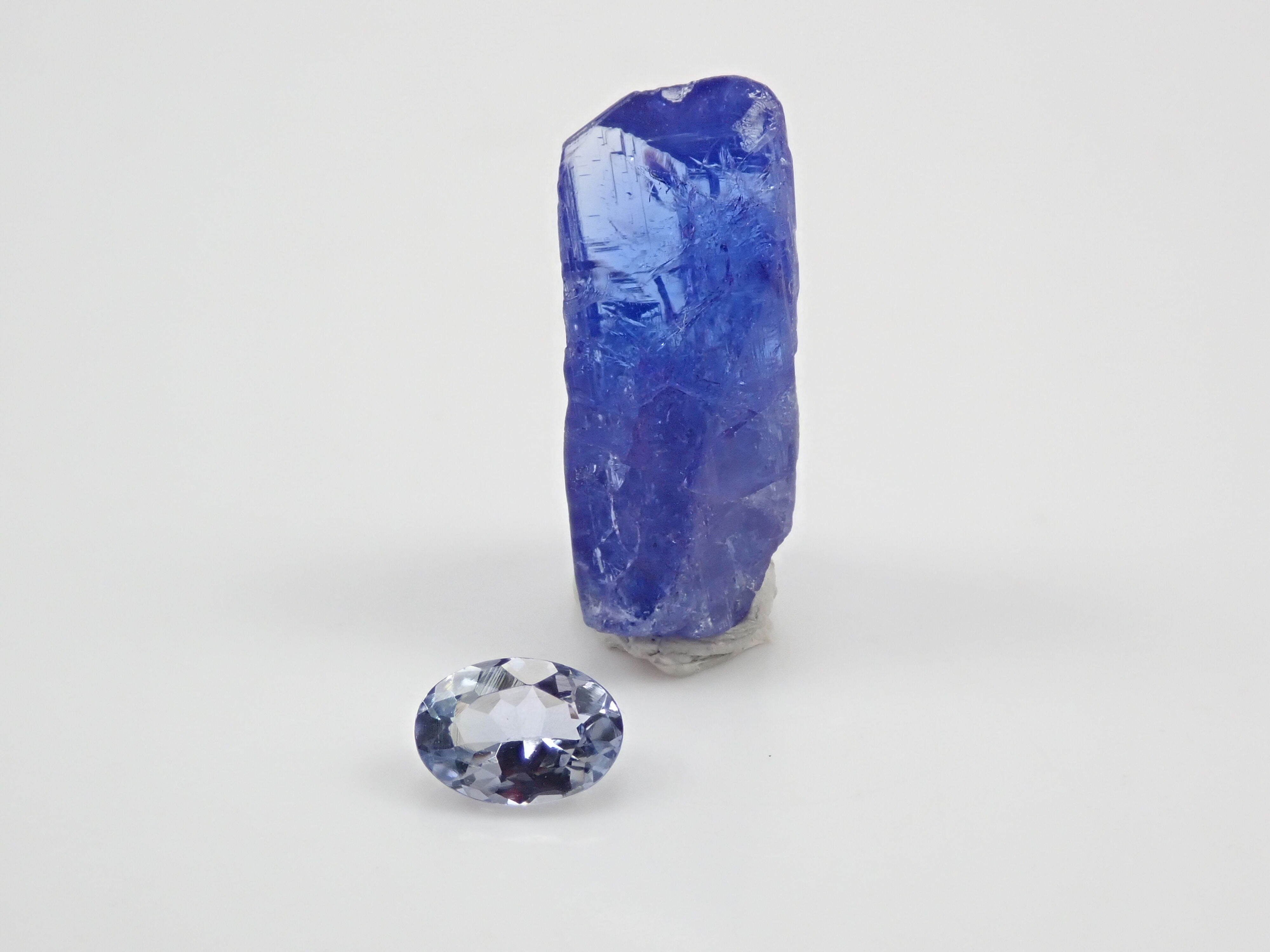 Tanzanite rough stone/loose set 7.039ct