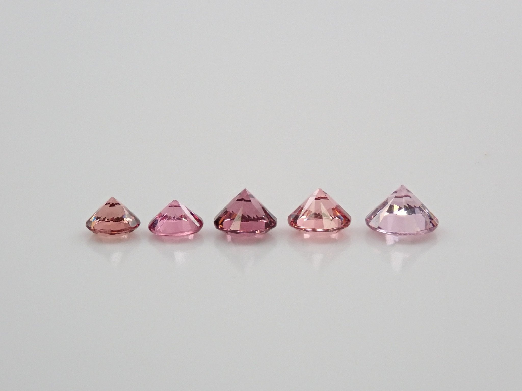 スピネル 5石セット1.324ct（ピンク系） - KARATZ STORE｜カラッツSTORE