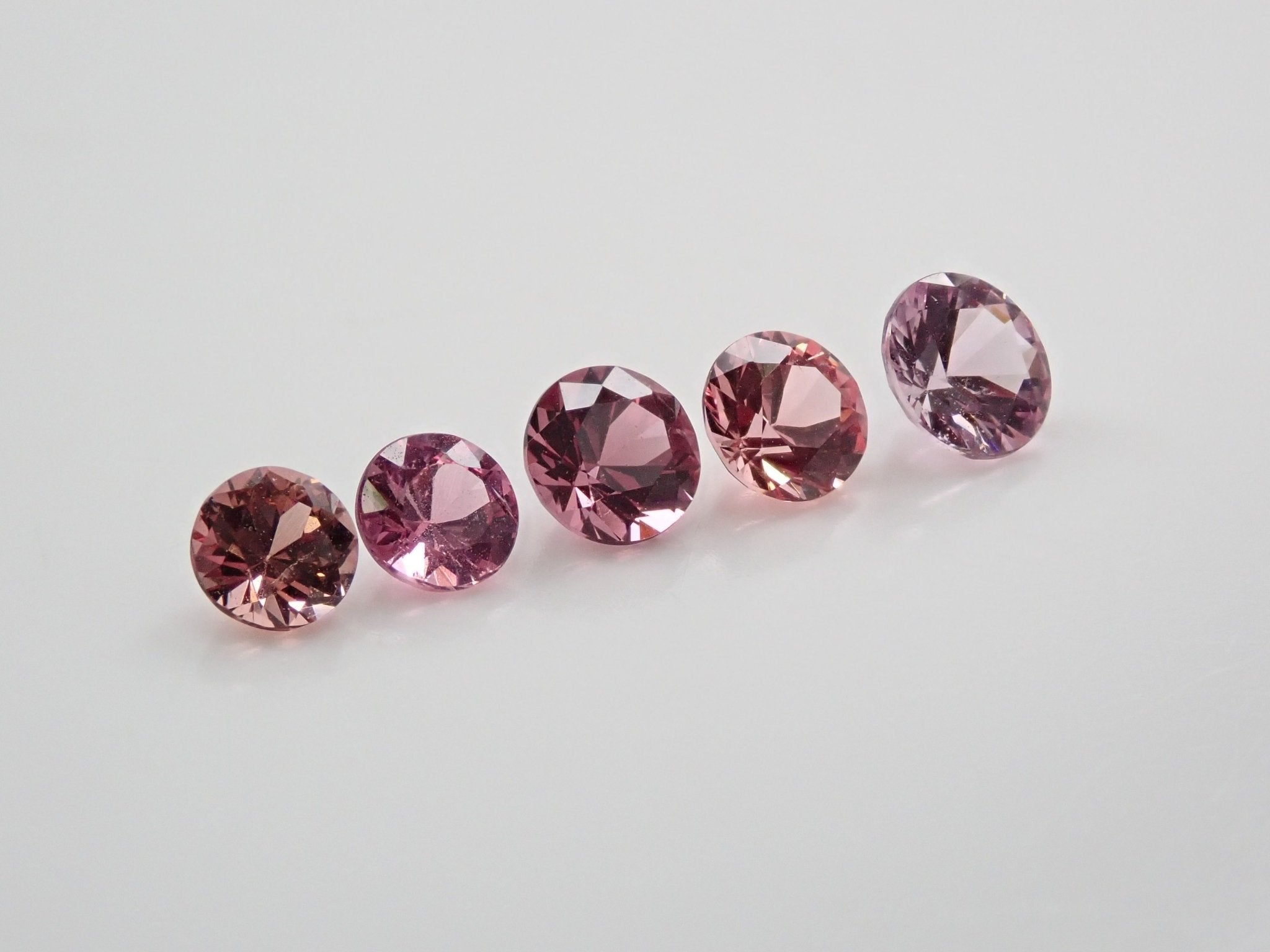 スピネル 5石セット1.324ct（ピンク系） - KARATZ STORE｜カラッツSTORE