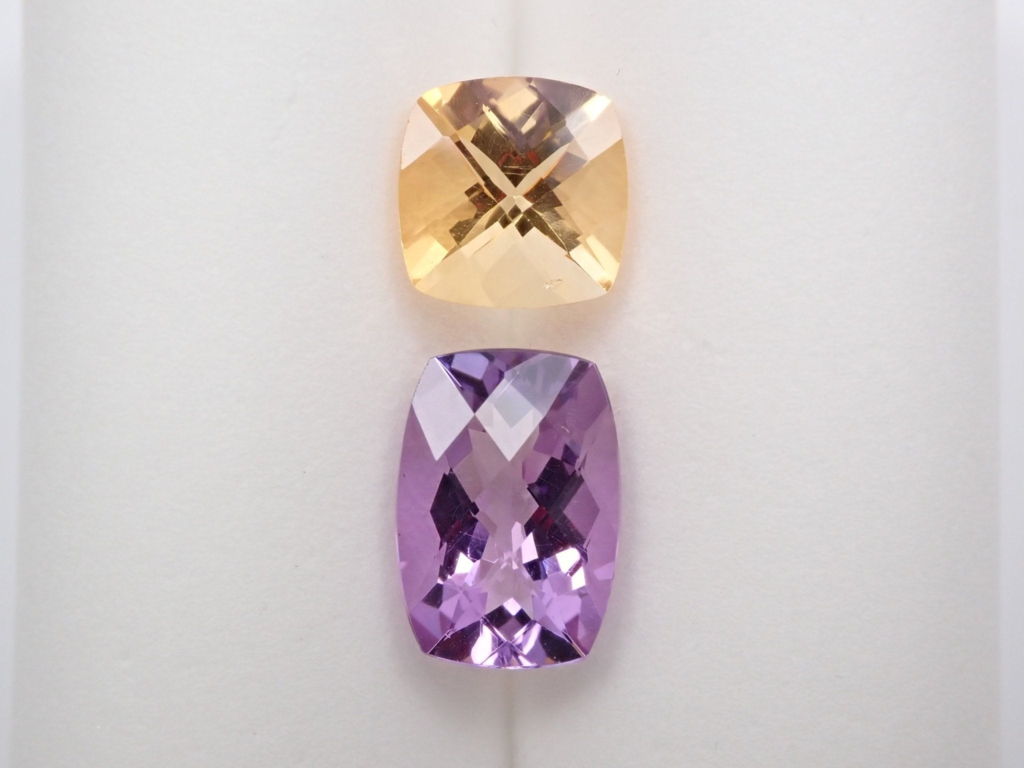 アメジスト 5.643ct・シトリン 4.008ct 2石セット - KARATZ STORE｜カラッツSTORE