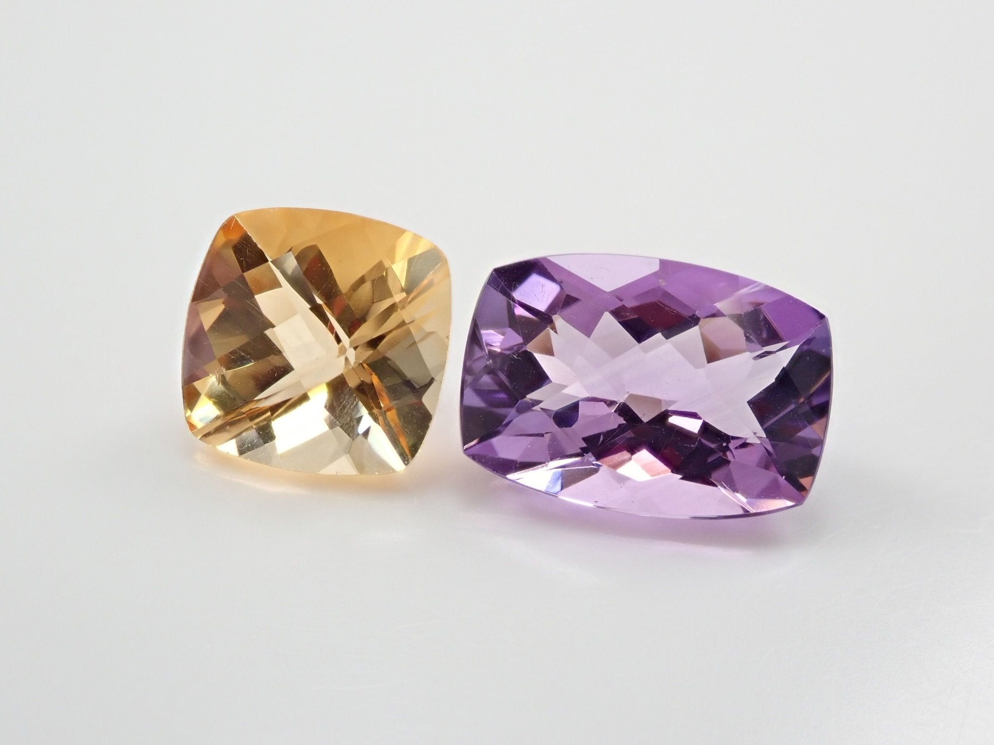 アメジスト 5.643ct・シトリン 4.008ct 2石セット - KARATZ STORE｜カラッツSTORE