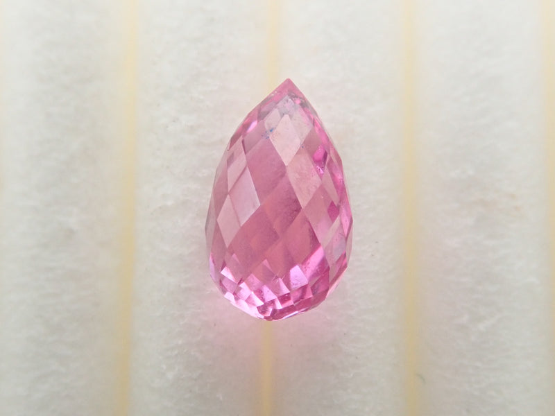 Pink sapphire 1.078ct loose (briolette cut)
