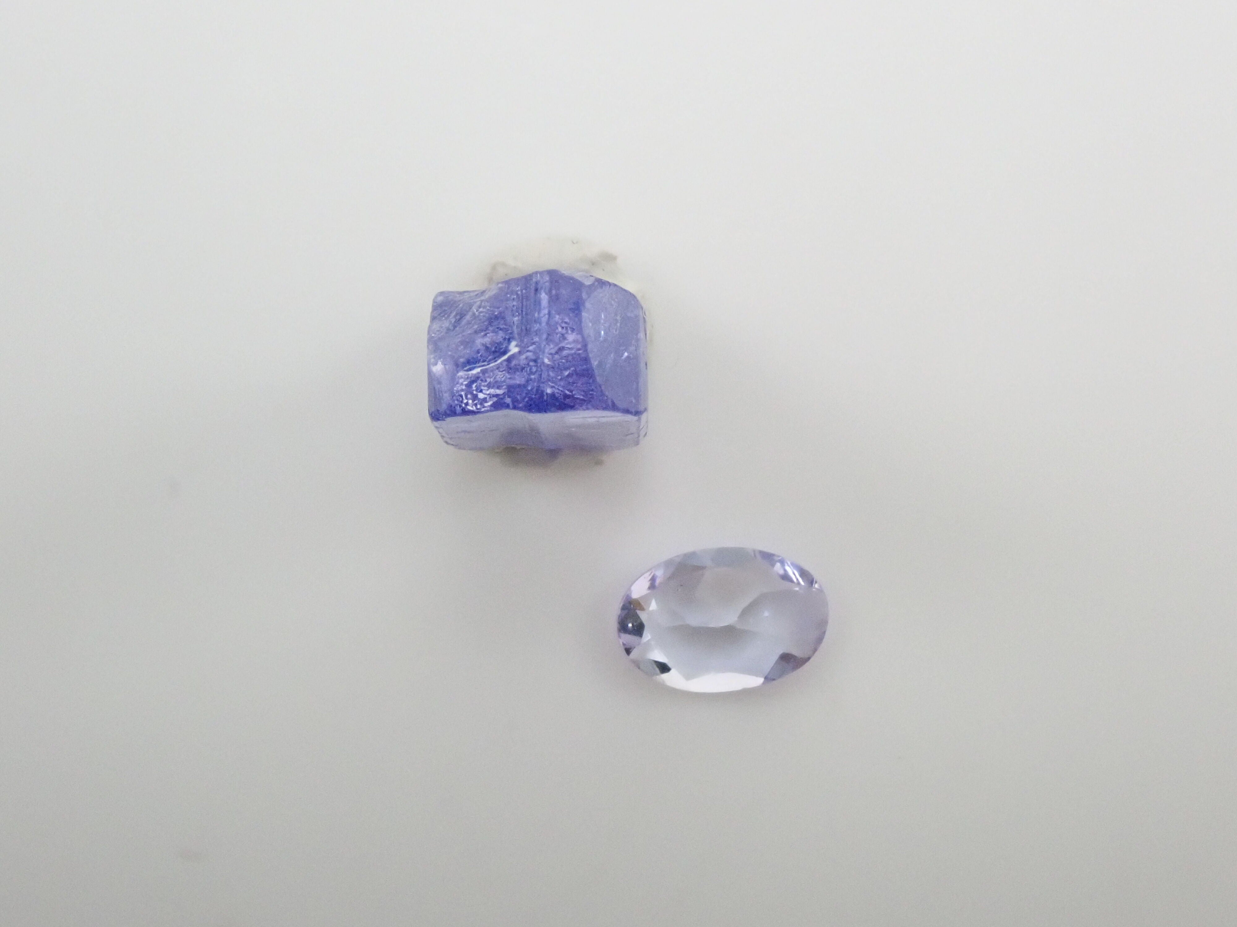 Tanzanite rough stone/loose set 4.044ct