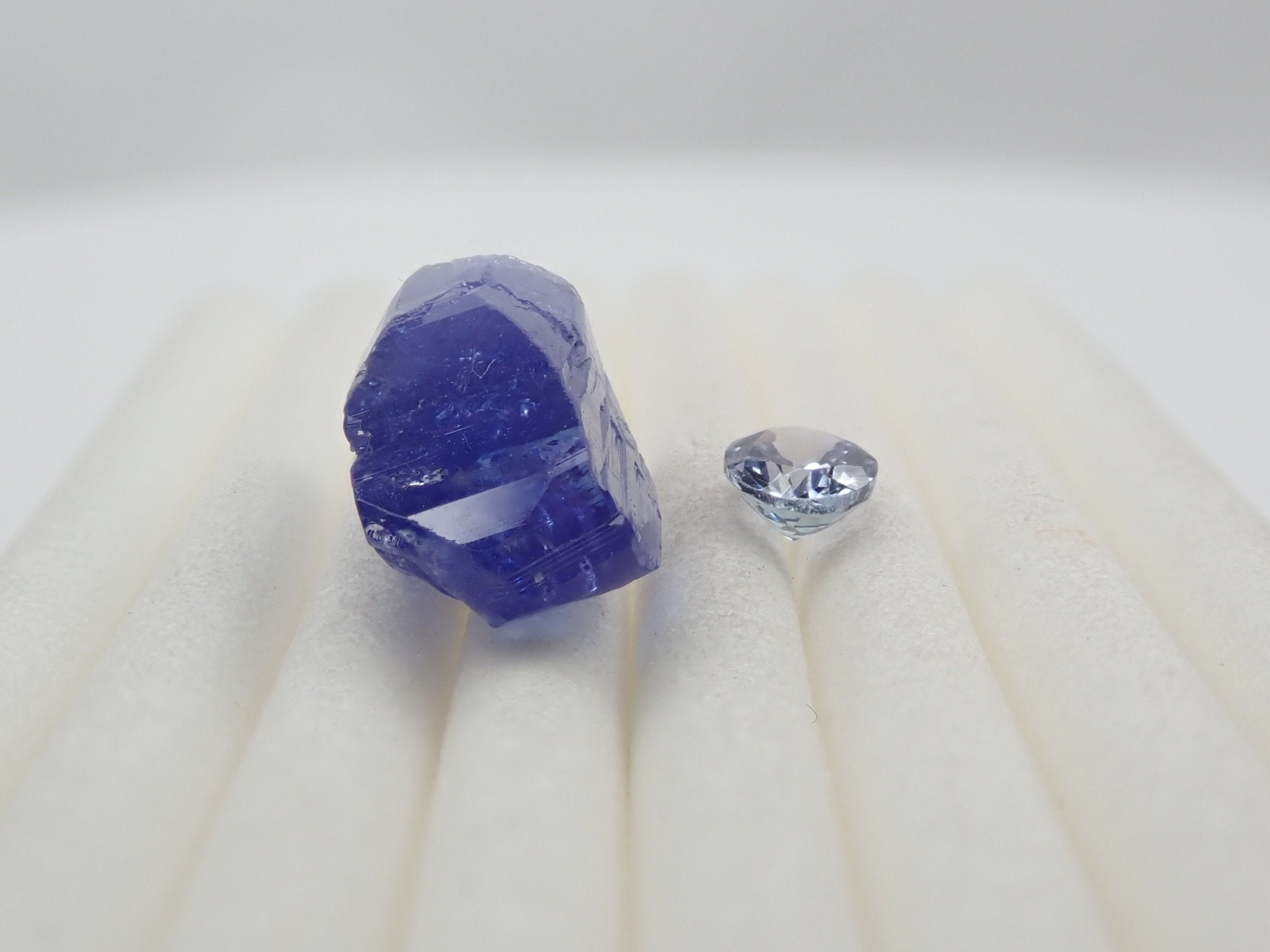 タンザナイト原石・ルースセット 6.08ct - KARATZ STORE｜カラッツSTORE