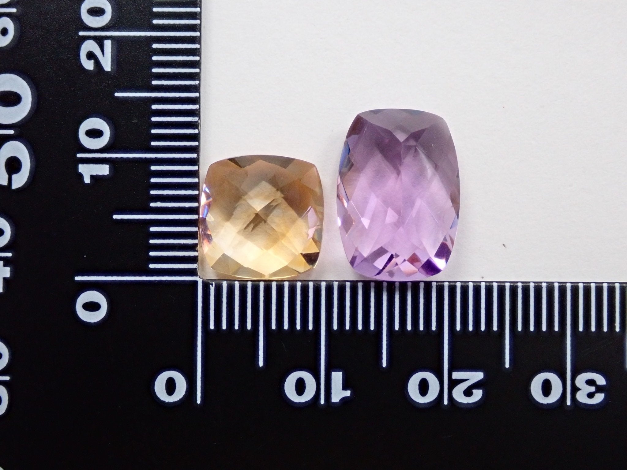 アメジスト 6.161ct、シトリン 3.805ct 2石セット - KARATZ STORE｜カラッツSTORE