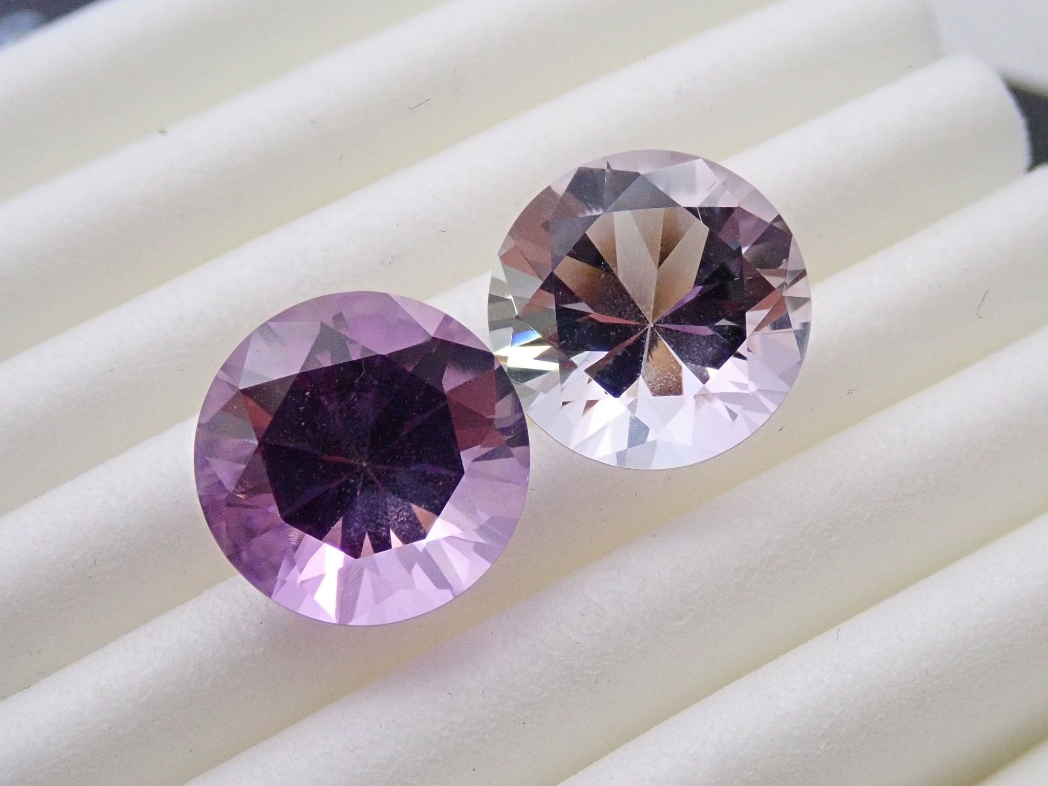 アメジスト 6.462ct 2石セット - KARATZ STORE｜カラッツSTORE