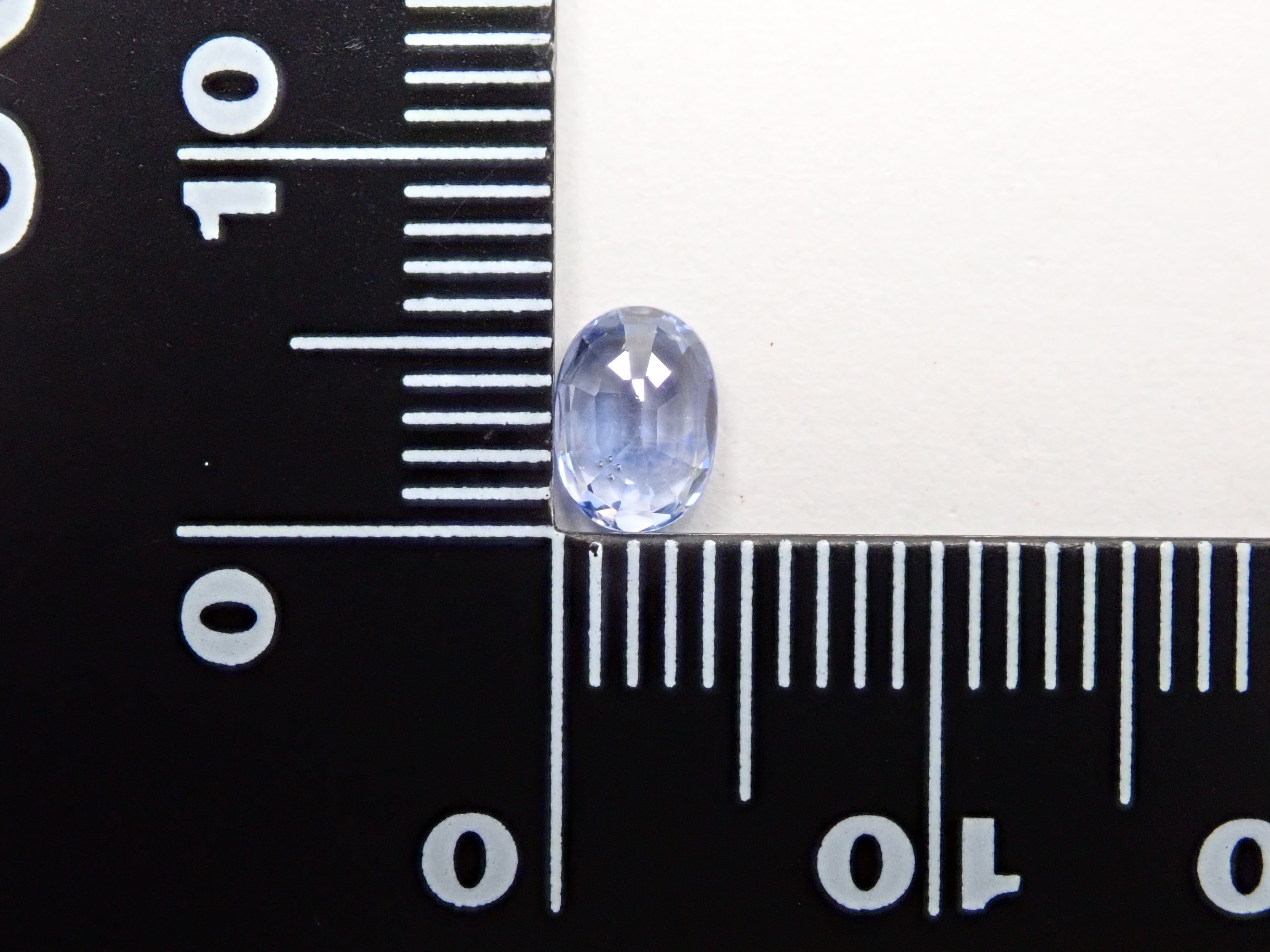 Sapphire (UV type) 0.699ct loose