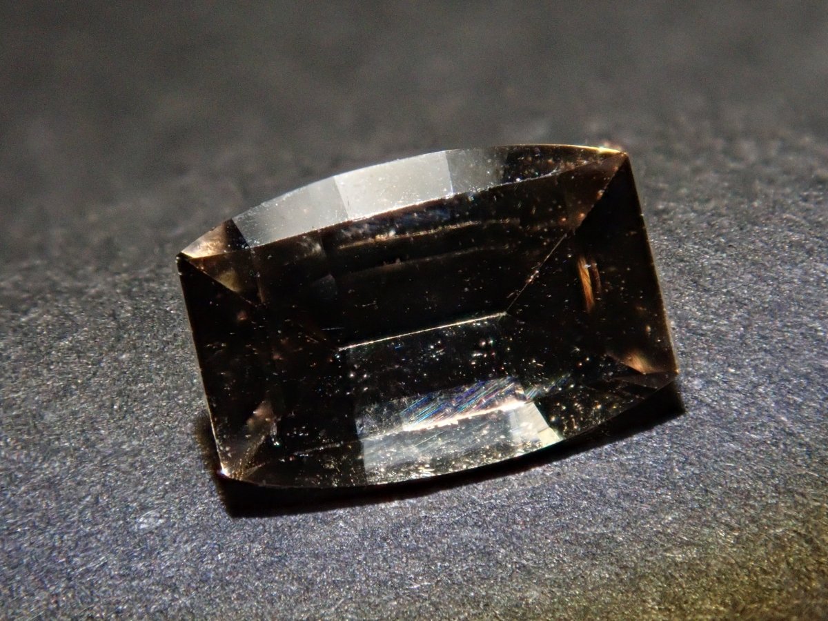 アキシナイト原石・ルースセット 67.020ct - カラッツSTORE