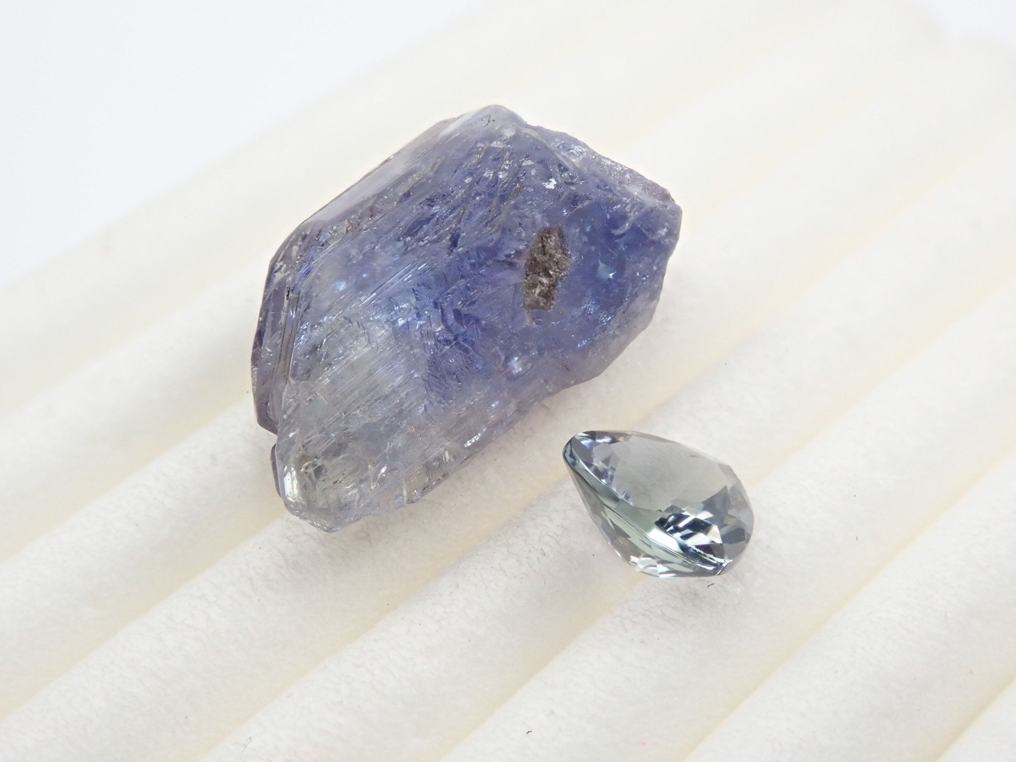 タンザナイト原石・ルースセット 6.786ct - KARATZ STORE｜カラッツSTORE