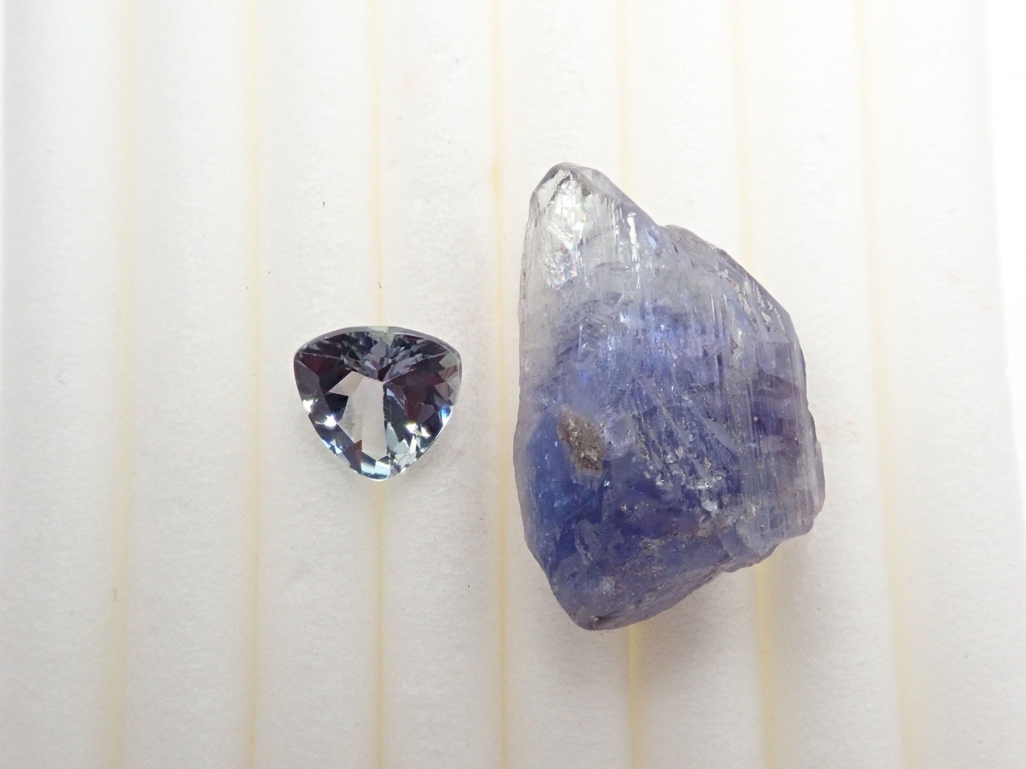 タンザナイト原石・ルースセット 6.786ct - KARATZ STORE｜カラッツSTORE