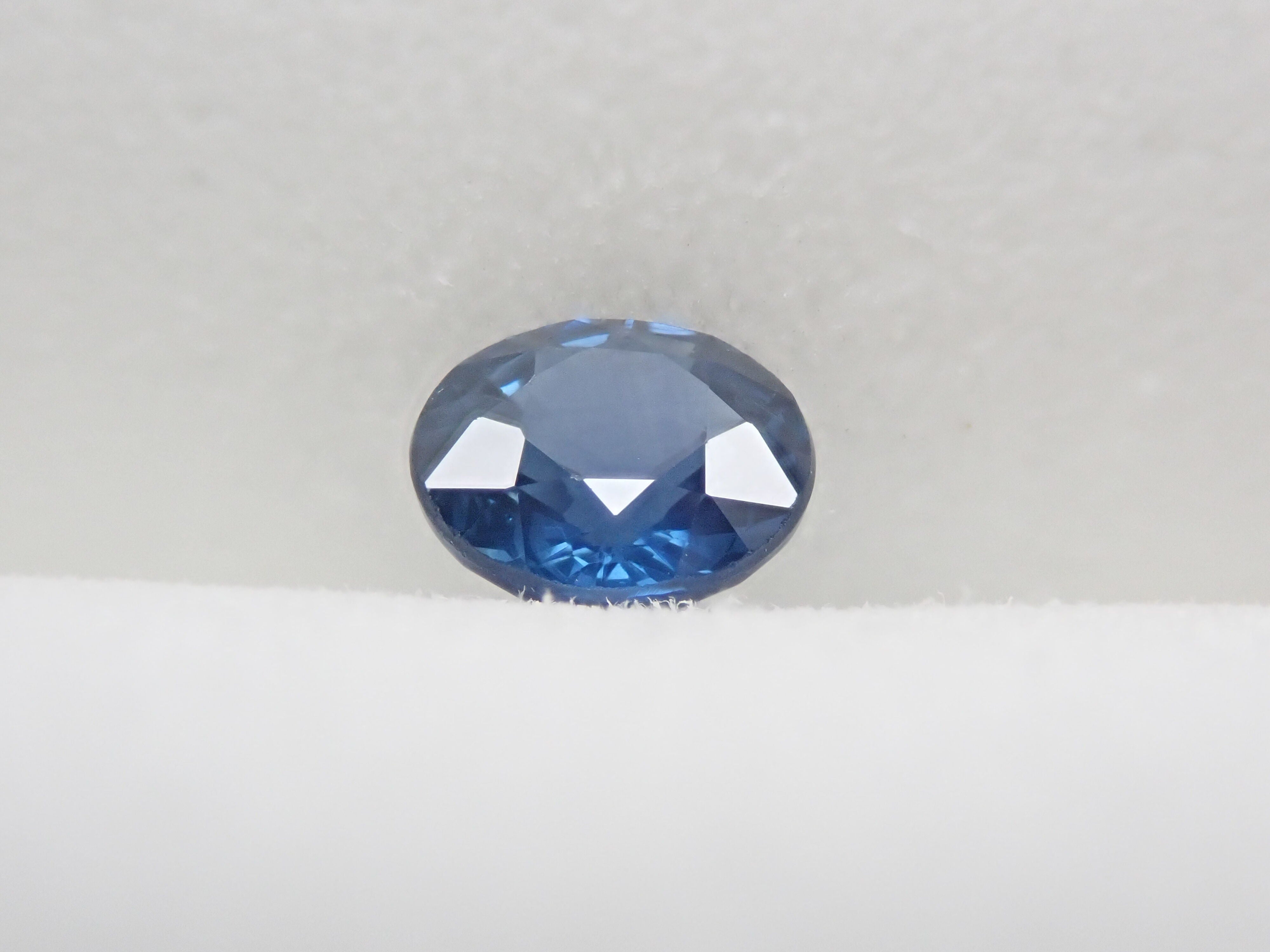 Blue sapphire 0.706ct loose