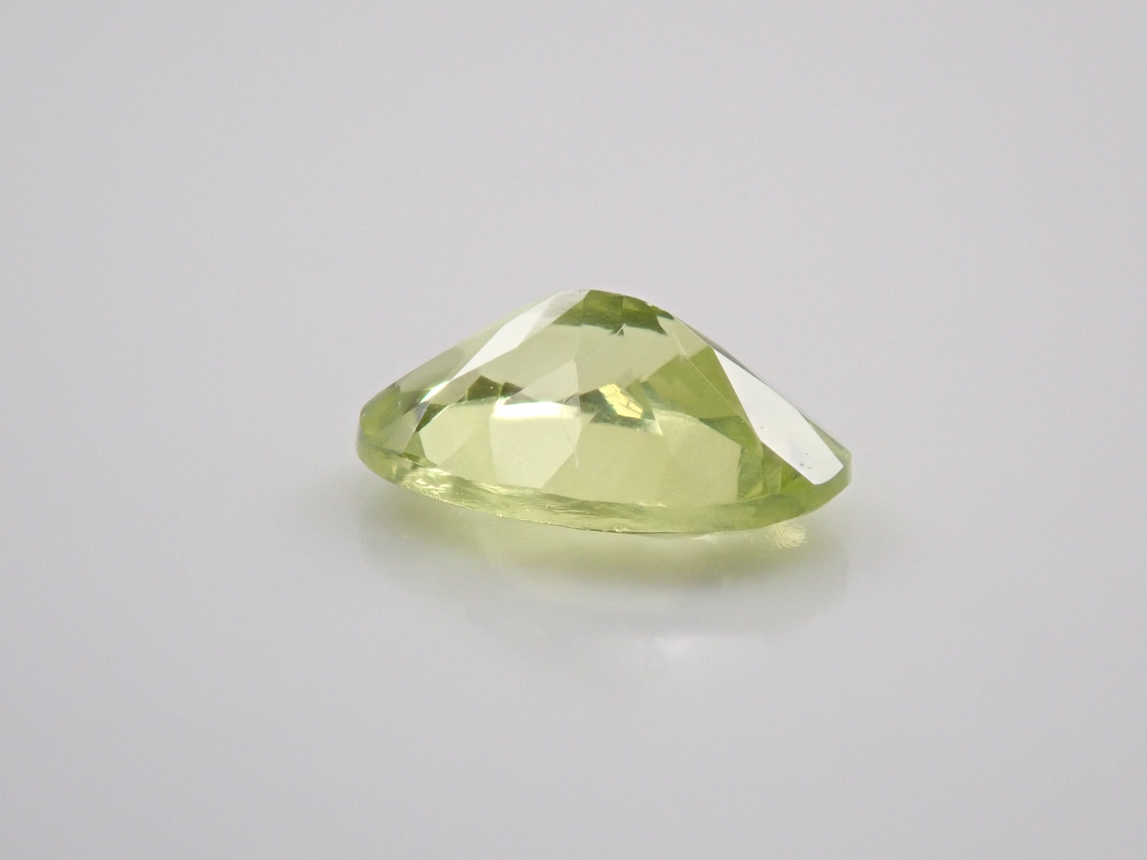 Parrot chrysoberyl 0.482ct loose