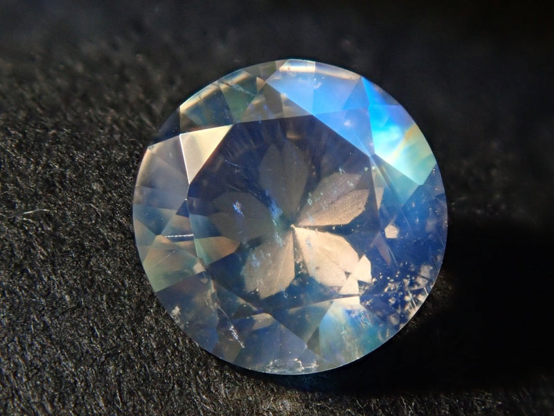 ラブラドライト 2.25ct ルース くららカット-