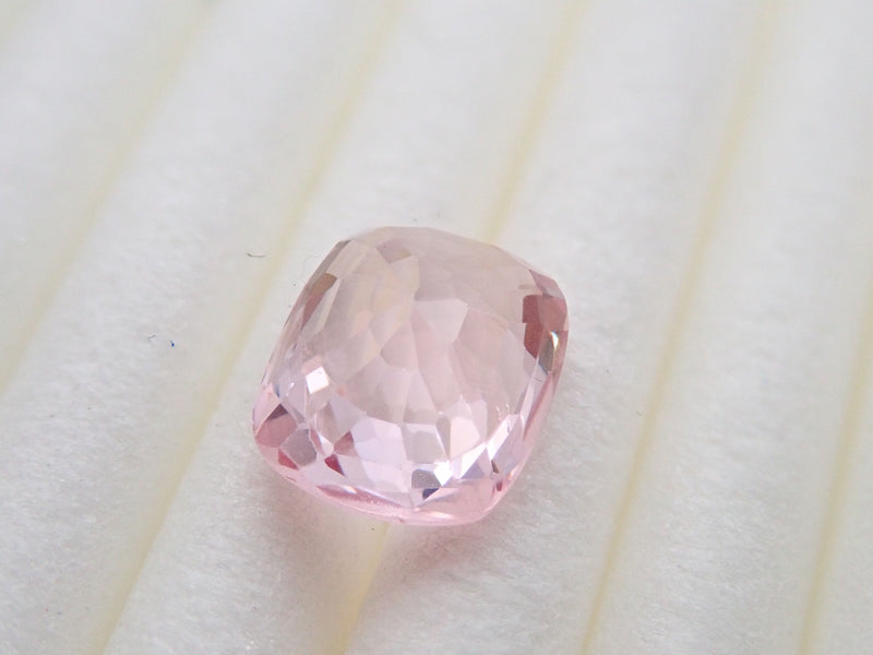 粉紅色尖晶石 1.010 克拉裸石