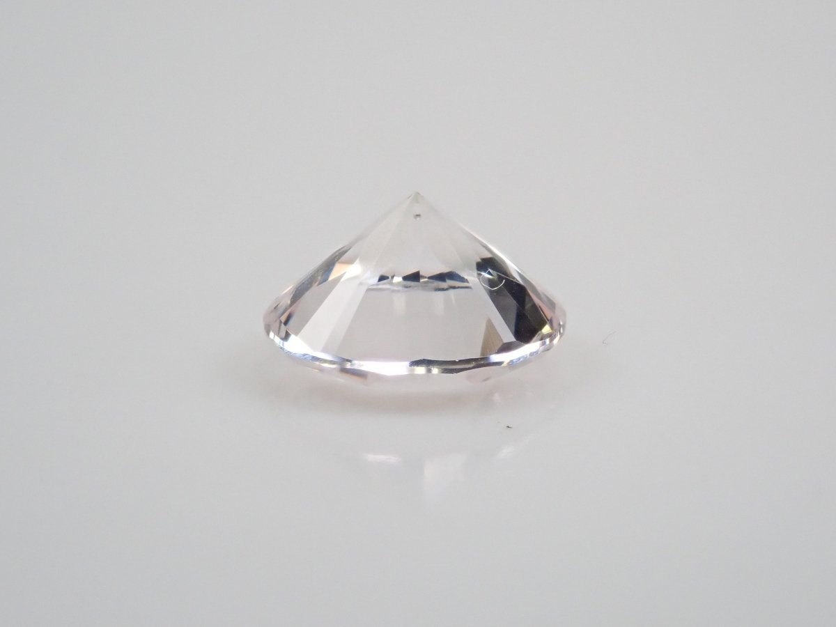 【さくらインカット】ダンビュライト 7mm/1.176ct《コラボ》ルース ワッペン付 - カラッツSTORE