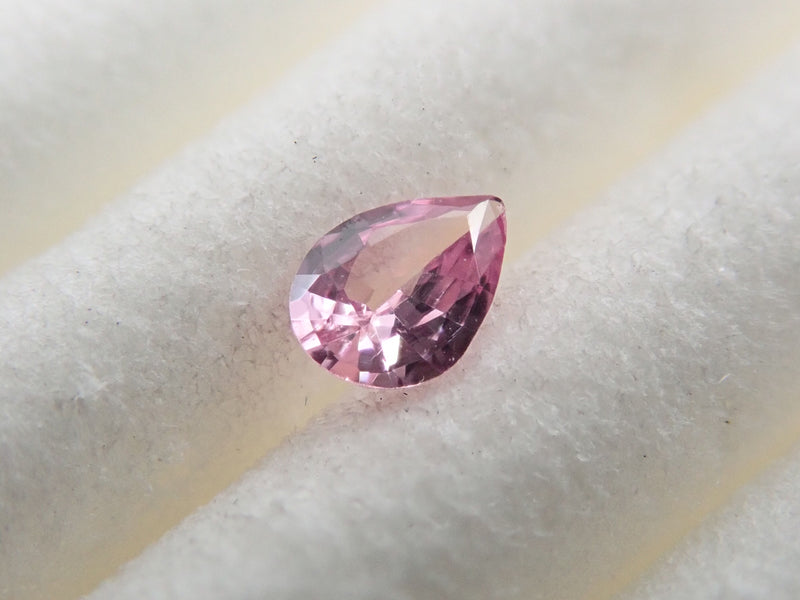 Padparadscha sapphire 0.077ct loose with DGL