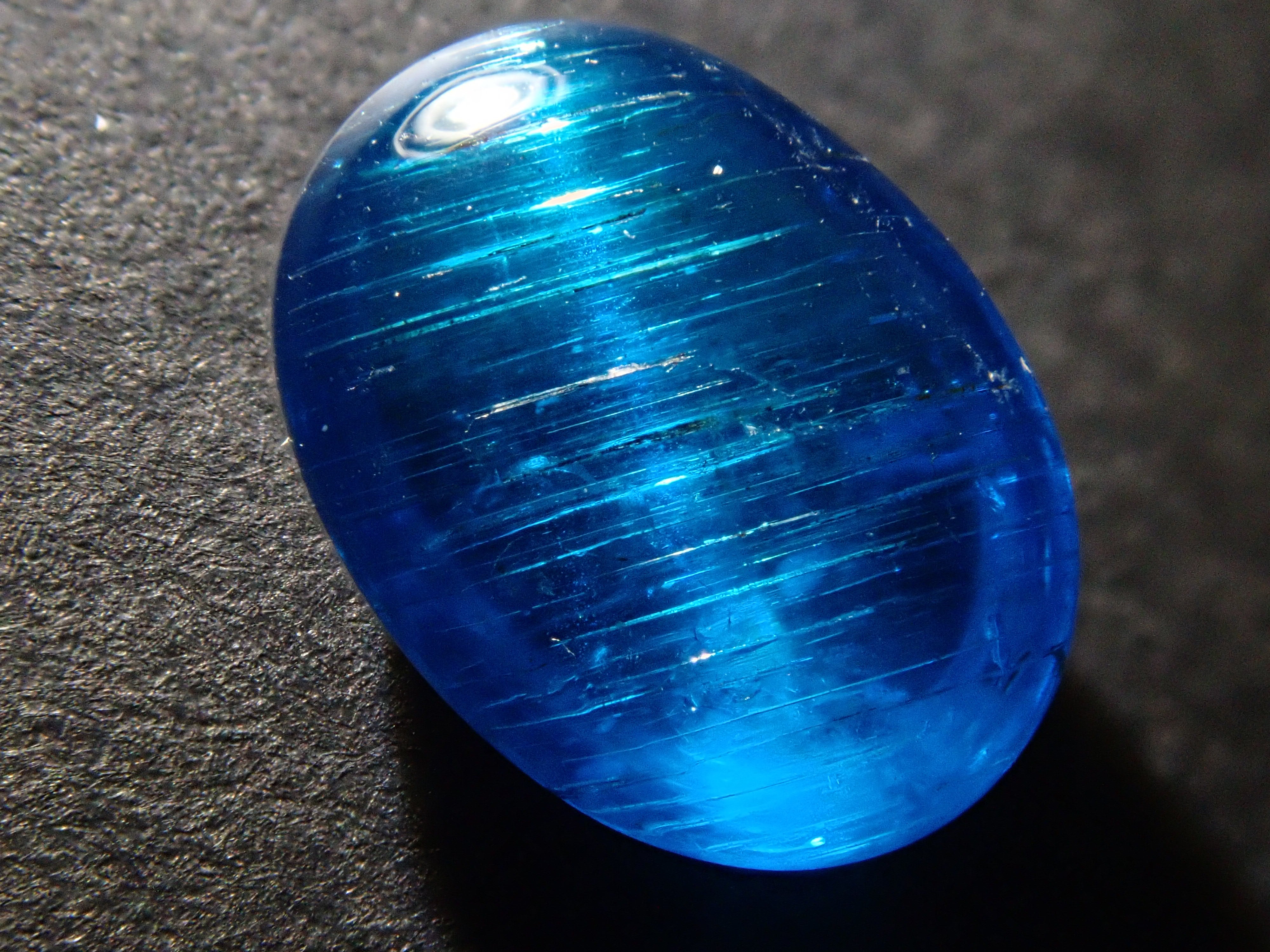 Apatite cat's eye 1.113ct loose