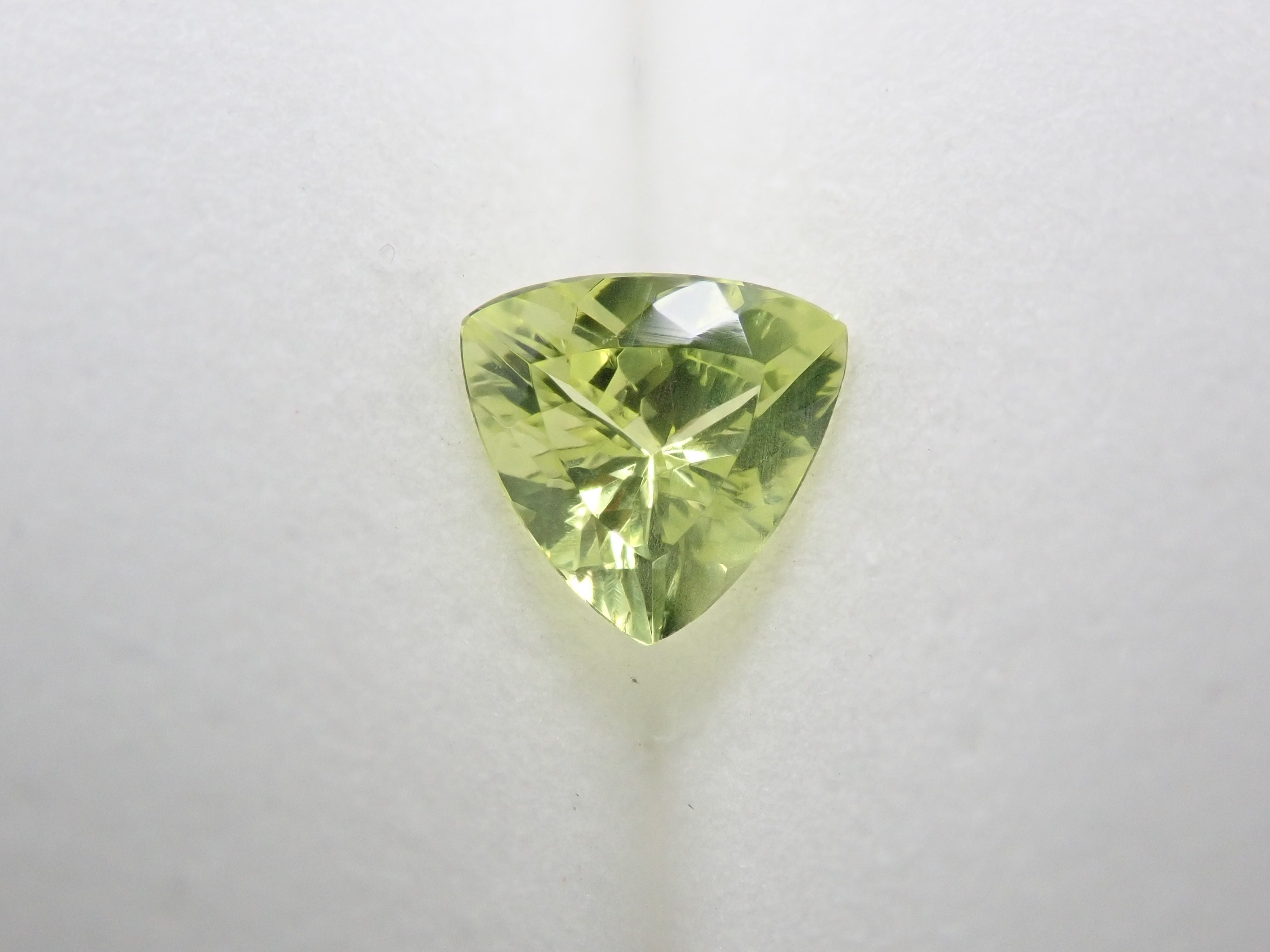 Parrot chrysoberyl 0.767ct loose