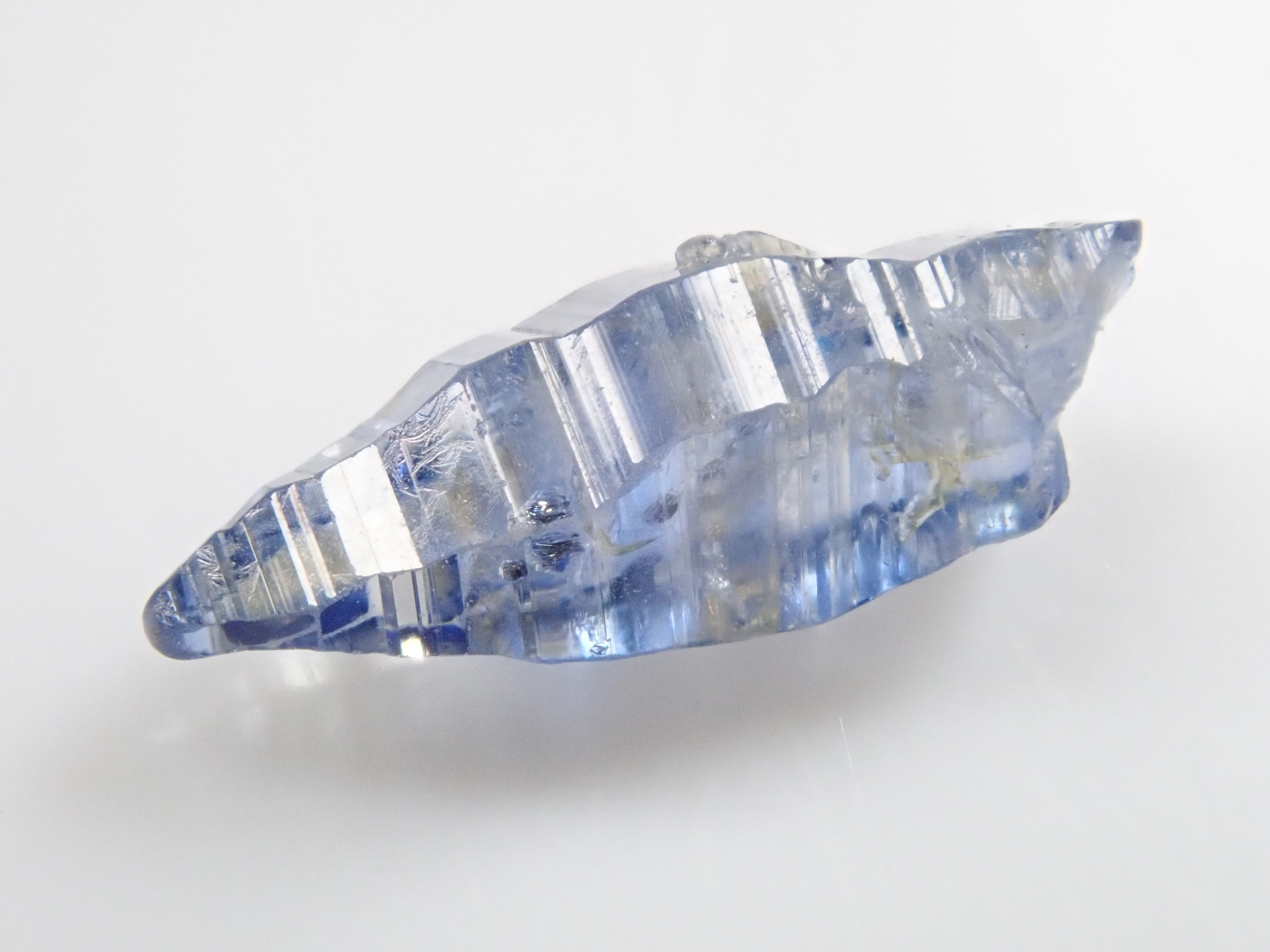 [Published in 12539647] Unheated blue sapphire 1.685ct loose