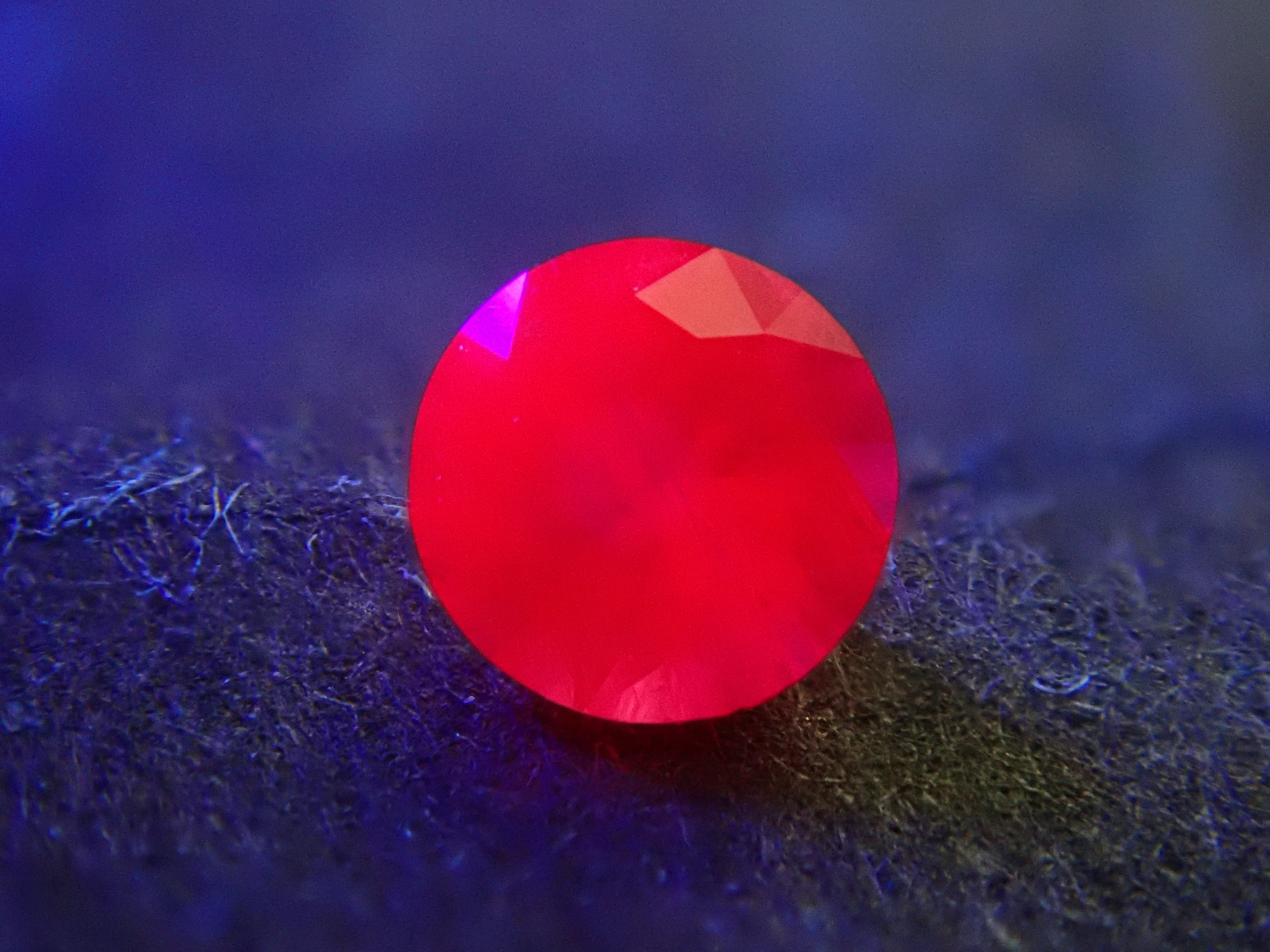 Ruby from Greenland 2.3mm/0.056ct loose with certificate