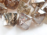 宝石ガチャ💎ソーヤブルダイヤモンド1石（4個に1つはVSクラス相当のテーパードカットダイヤが当たる)《複数購入割引有り》