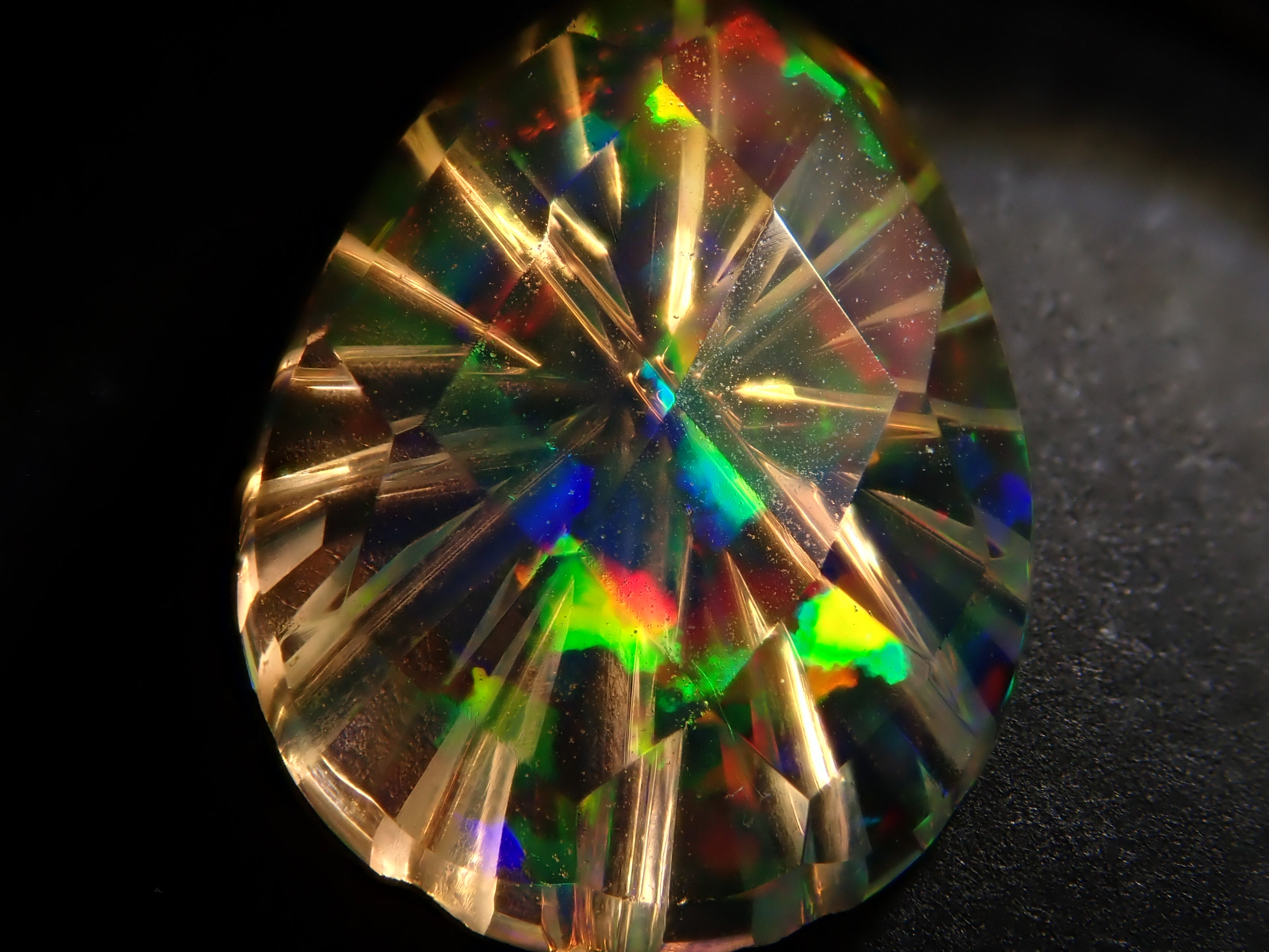 【甲州貴石切子】メキシコ産ファイアオパール 1.318ct《コラボ》ルース ワッペン付