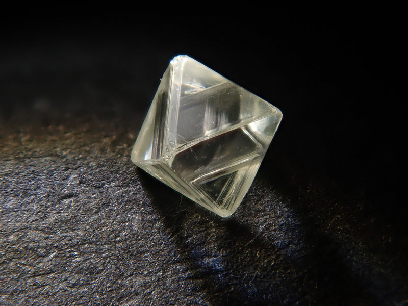 シエラレオネ産ダイヤモンド原石（ソーヤブル） 0.091ct原石