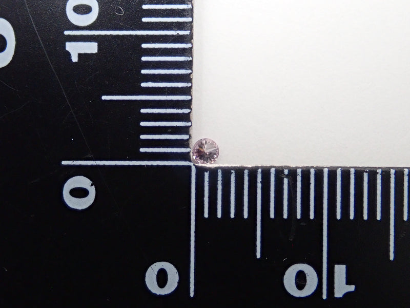 ファンシーライトパープリッシュピンクダイヤモンド 2mm/0.039ctルース(FANCY LIGHT PURPLISH PINK, I-1)