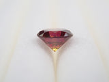 ファンシーレッドブラウンダイヤモンド（トリートメント,バイカラー蛍光） 3.3mm/0.144ctルース(FANCY RED BROWN, VS2)