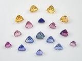 1 loose sapphire from Ratnapura, Sri Lanka (3.0mm-4.0mm, trilliant cut)《Multiple purchase discount available》