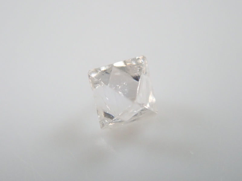 ジンバブエ産ダイヤモンド原石（ソーヤブル） 0.045ct原石