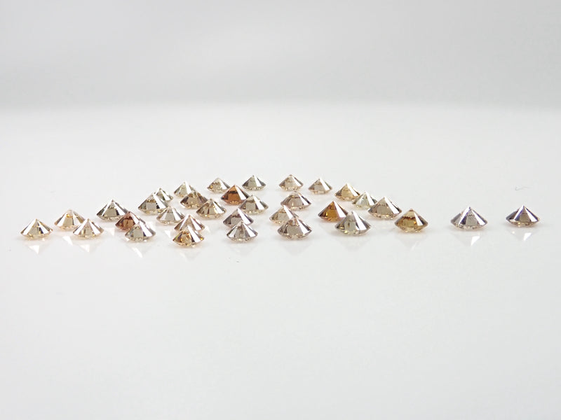 寶石扭蛋💎螢光鑽石（相當於VS-SI級）《三選一即可額外獲得螢光鑽石》《多買優惠》