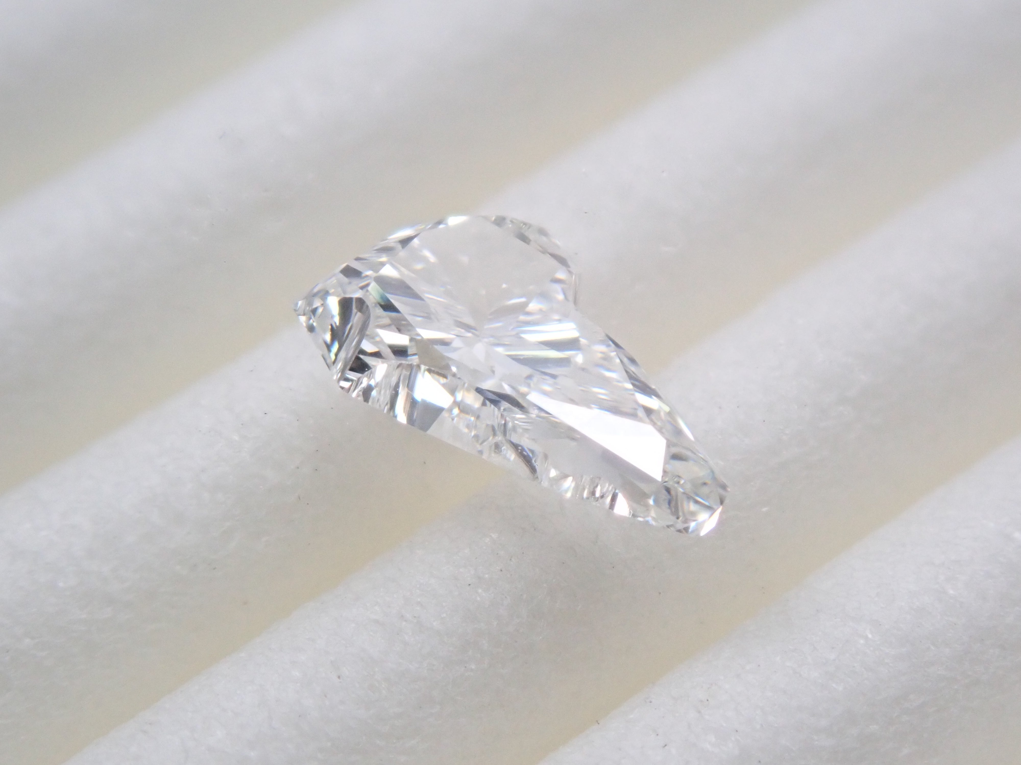 Diamond 0.610ct loose (F, SI1, horsehead cut)
