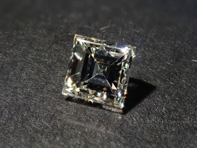 クライマックスセール ルースダイヤモンド /FANCY EMERALD /0.257 ct