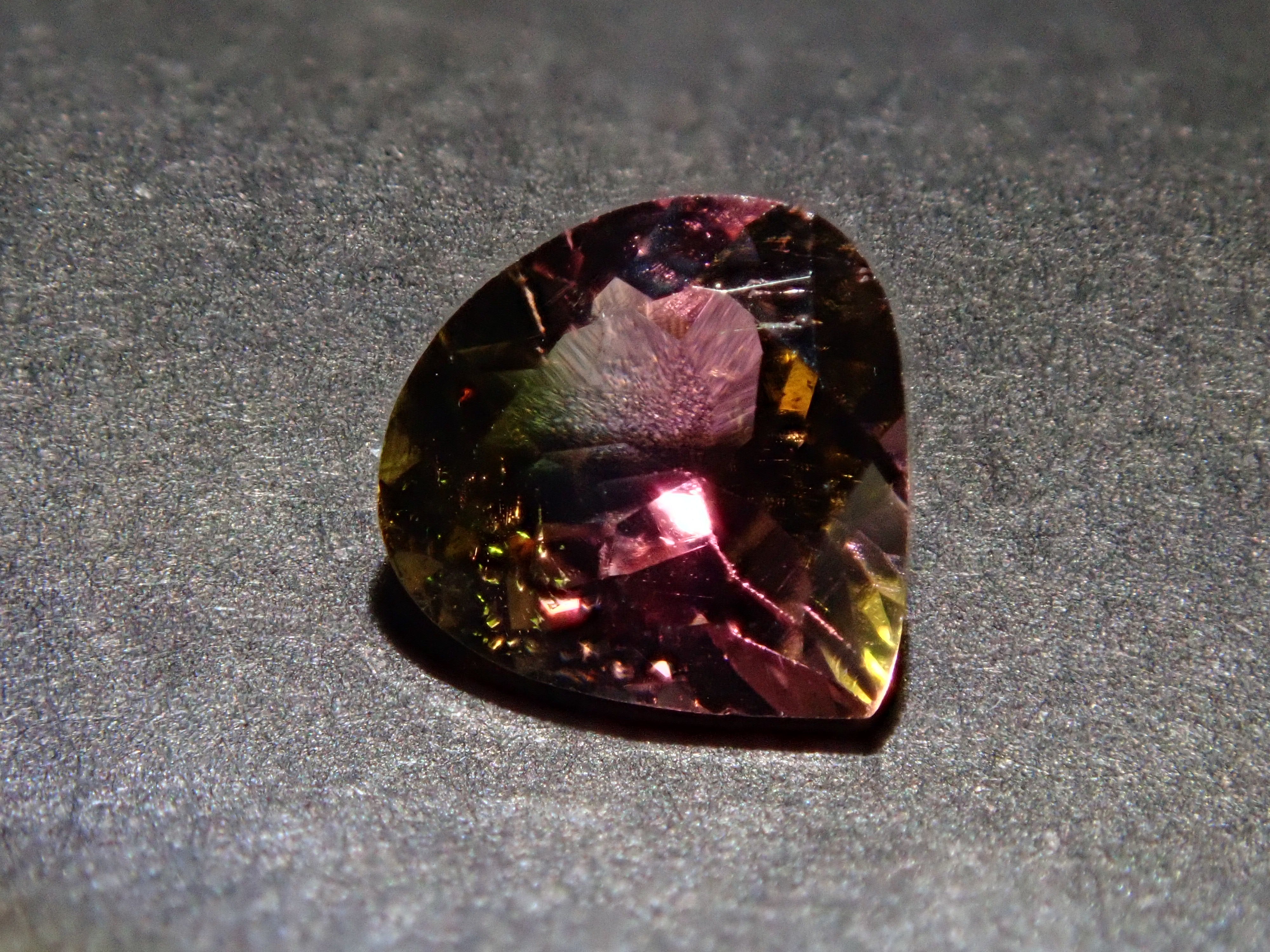 Bicolor tourmaline 0.440ct loose