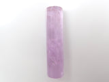 [清水寶石代表清水幸雄先生] 玫瑰紫水晶 27.955 克拉筷架（階梯式切割），附有燙金簽名和徽章