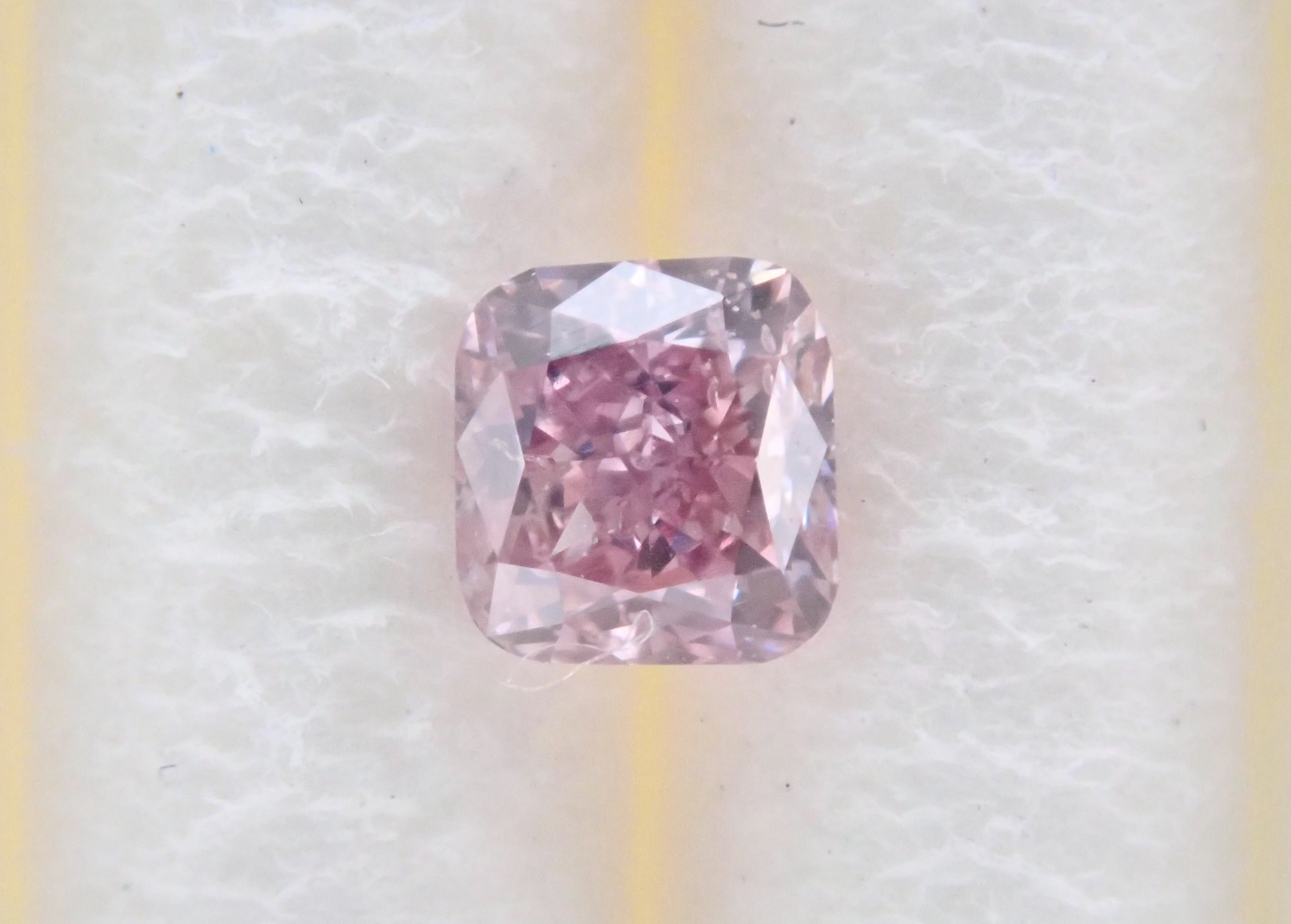 FANCY PURPLISH PINK 0.117ct loose (FANCY PURPLISH PINK, SI2)