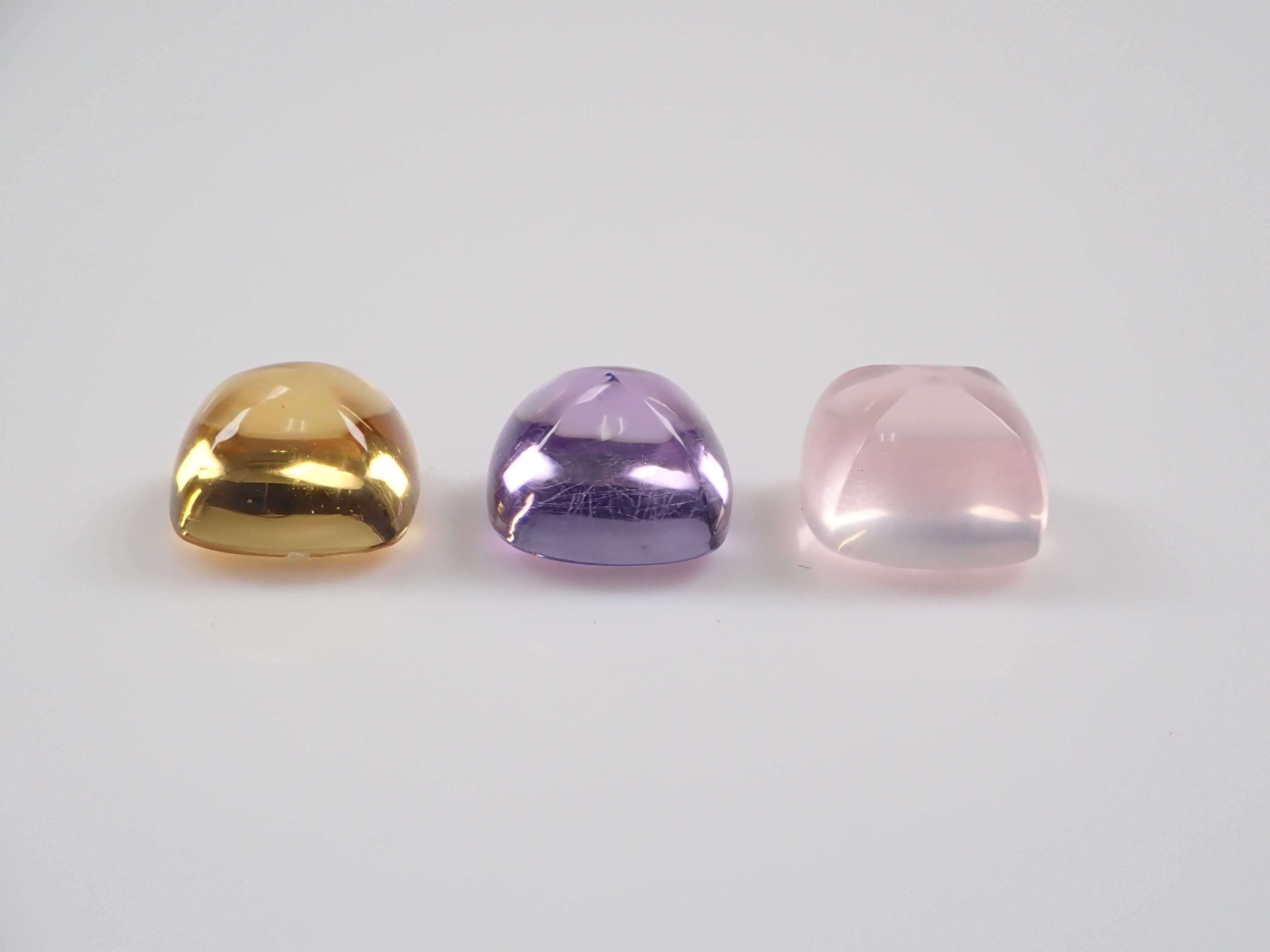 アメジスト・ローズクォーツ・シトリン 8.650ct（シュガーローフ）