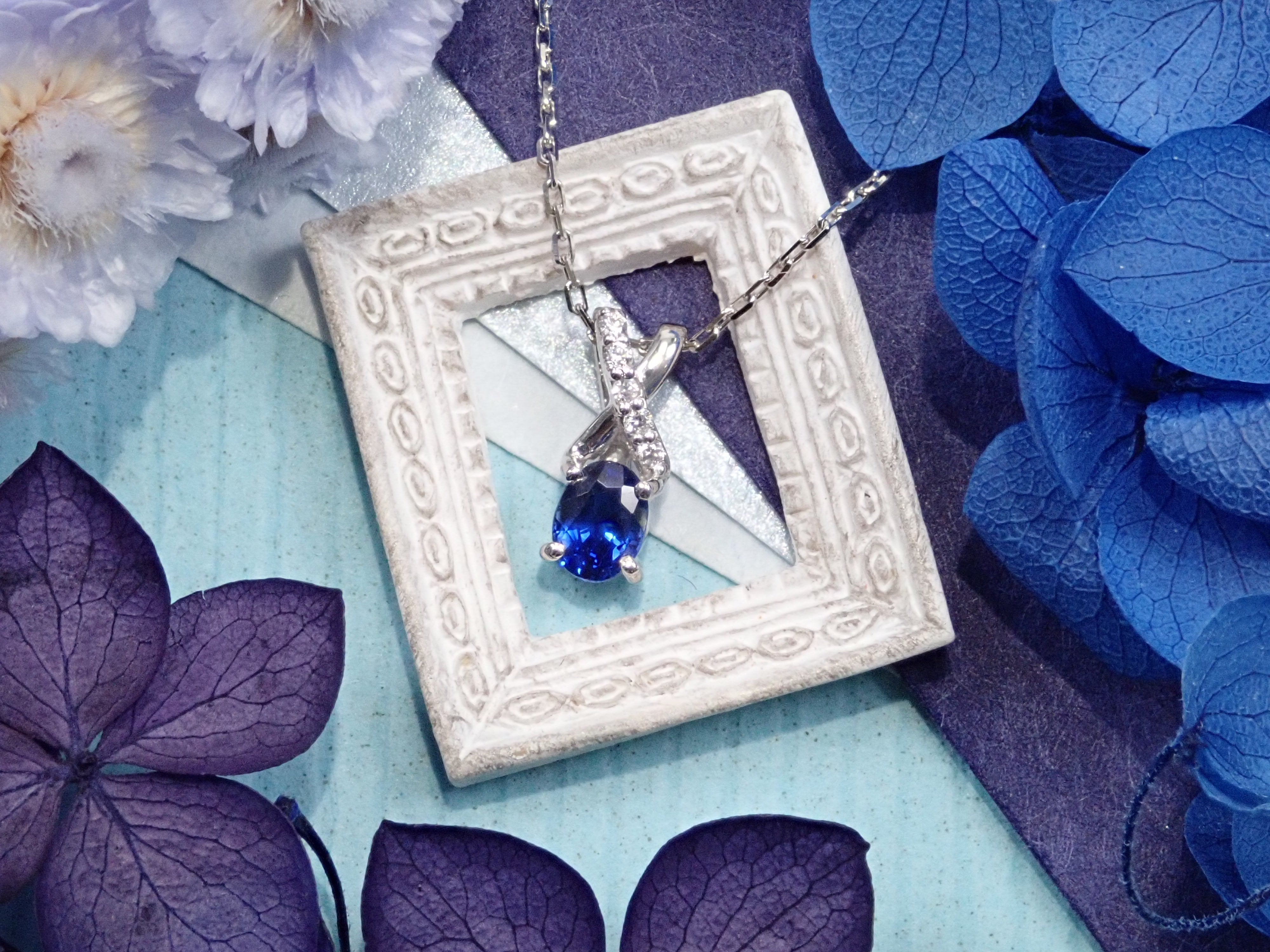 Pisces "Semi-custom pendant frame"